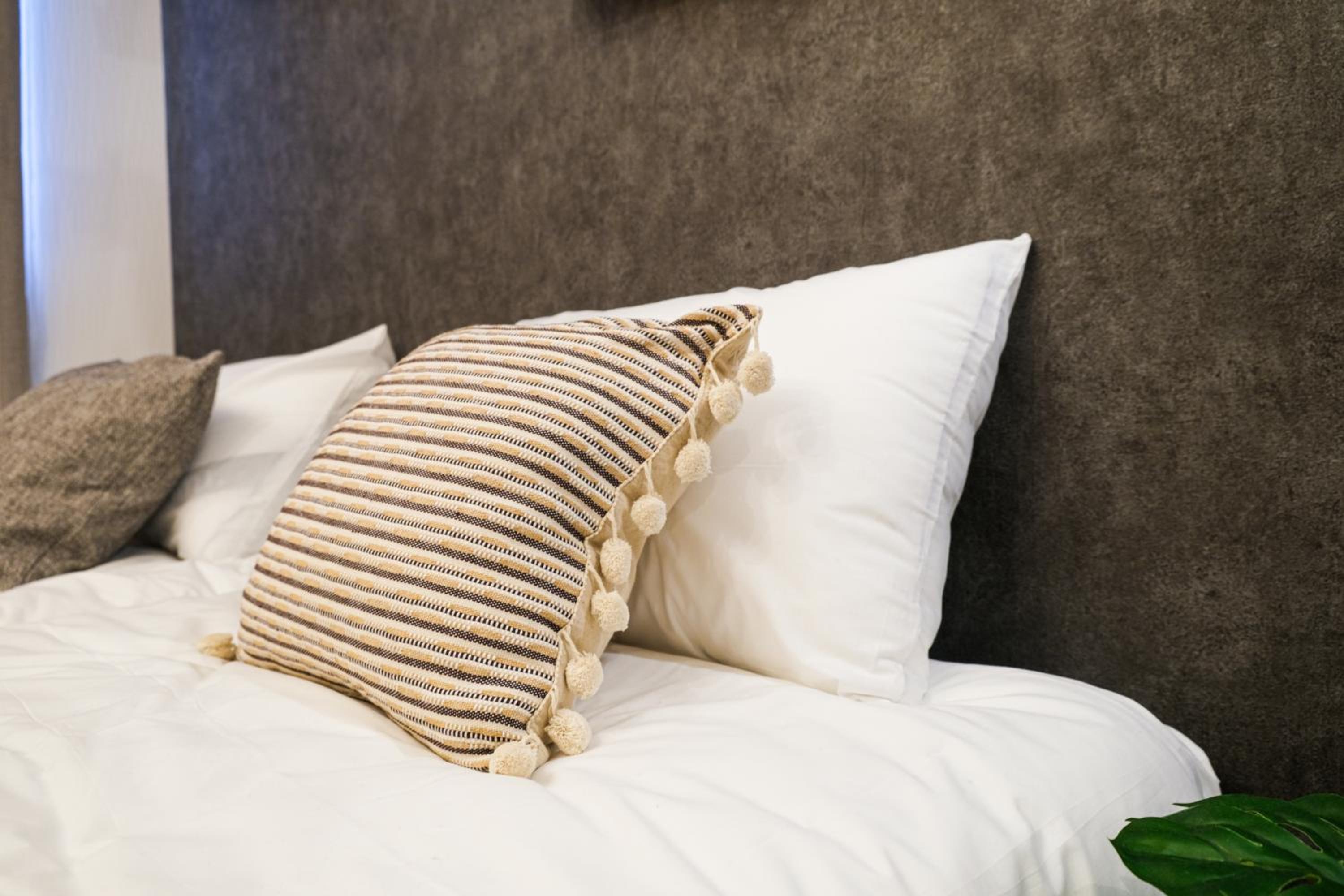 One-Bedroom Apartment - Photo 9