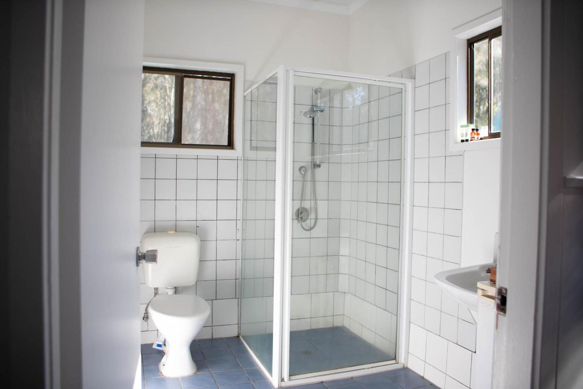 Double Ensuite Room - Photo 6