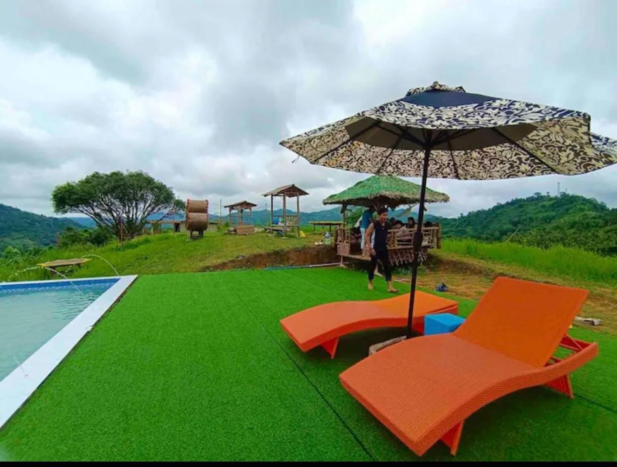Bungalow with Garden View - Photo 80