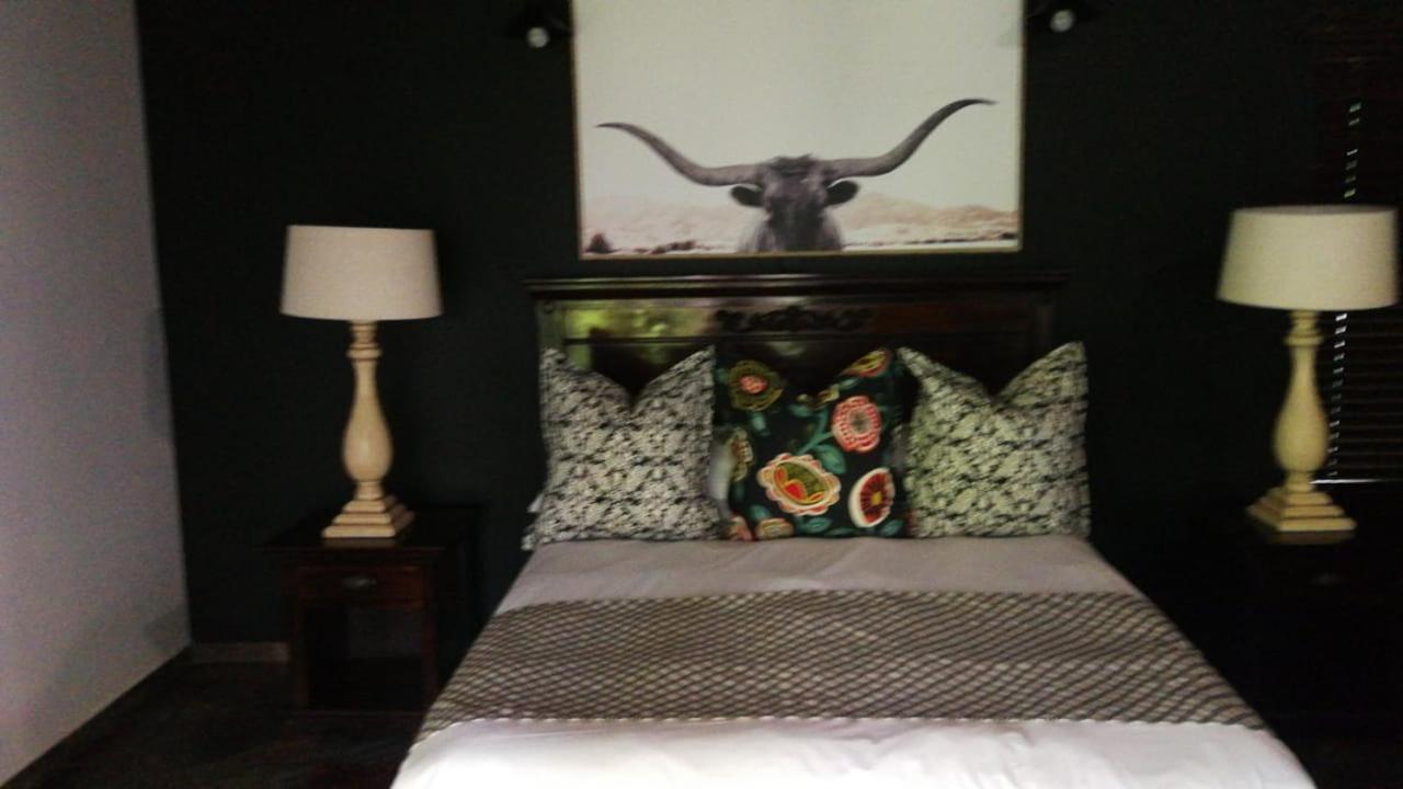 Luxury King or Twin Chalet photo 1