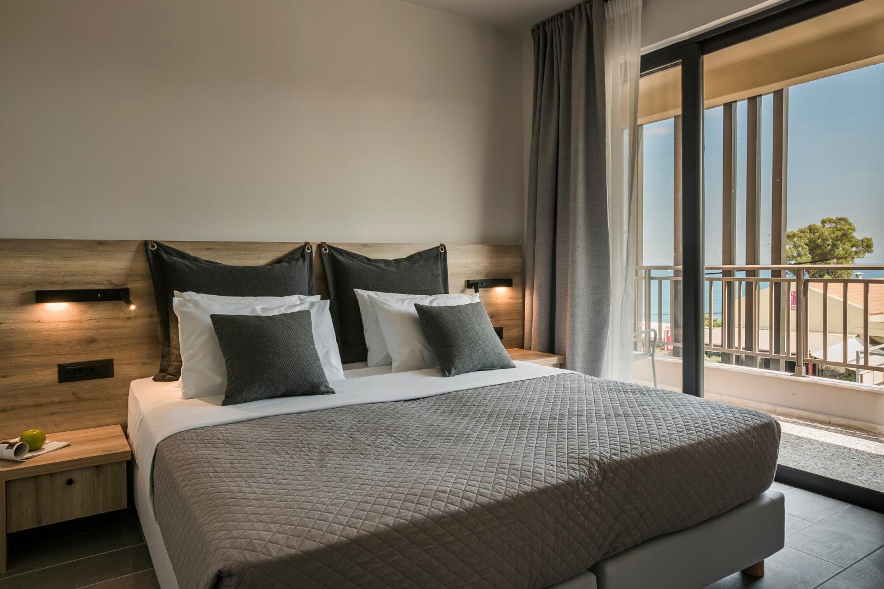 Deluxe Double Room with Sea View