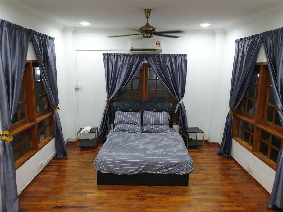 Villa photo 2