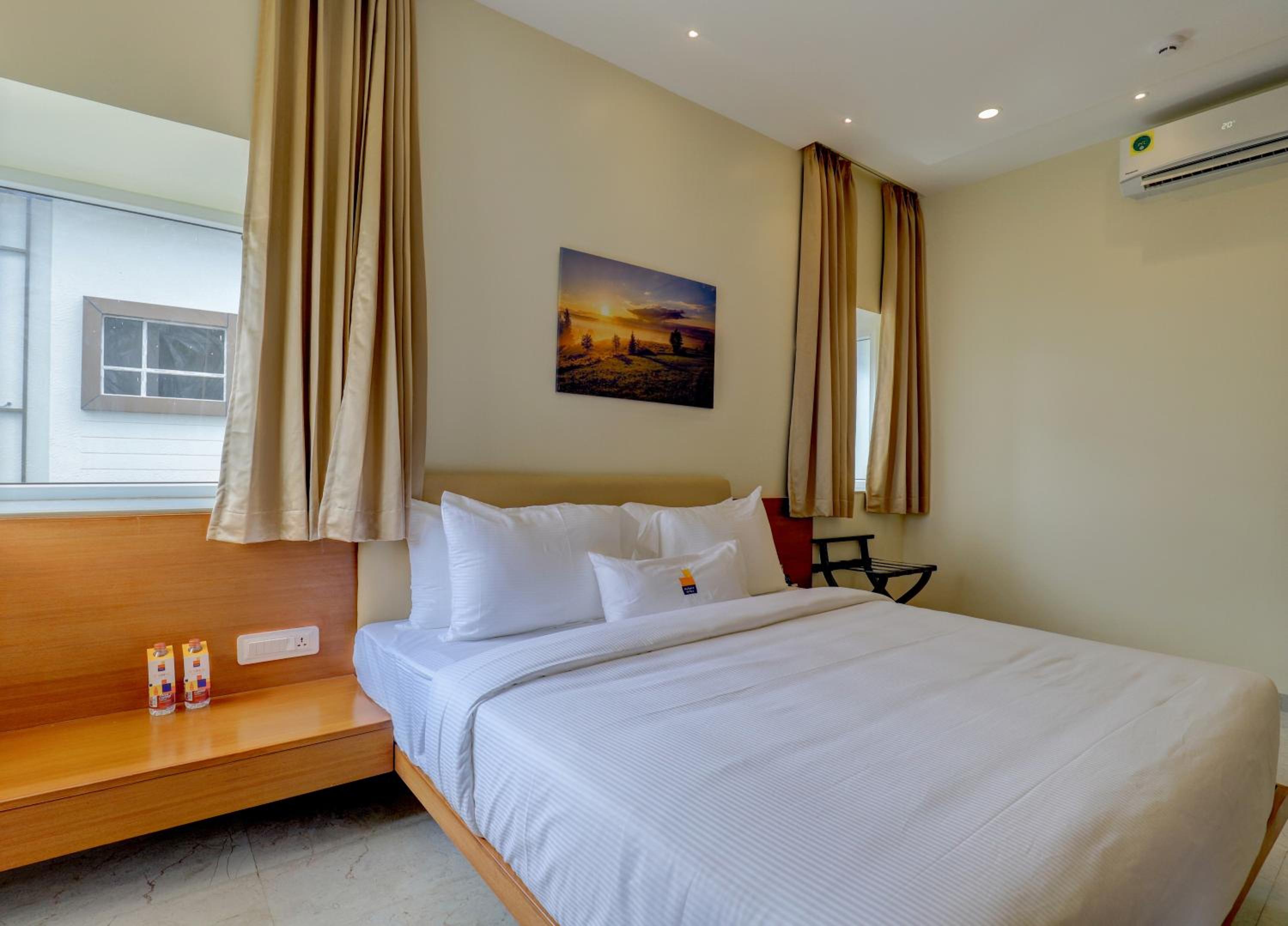 Standard Double Room photo 3