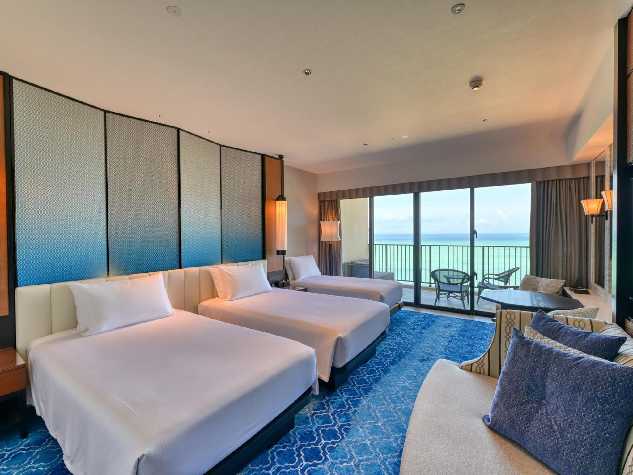 Premier Twin with Extra Bed - Photo 1