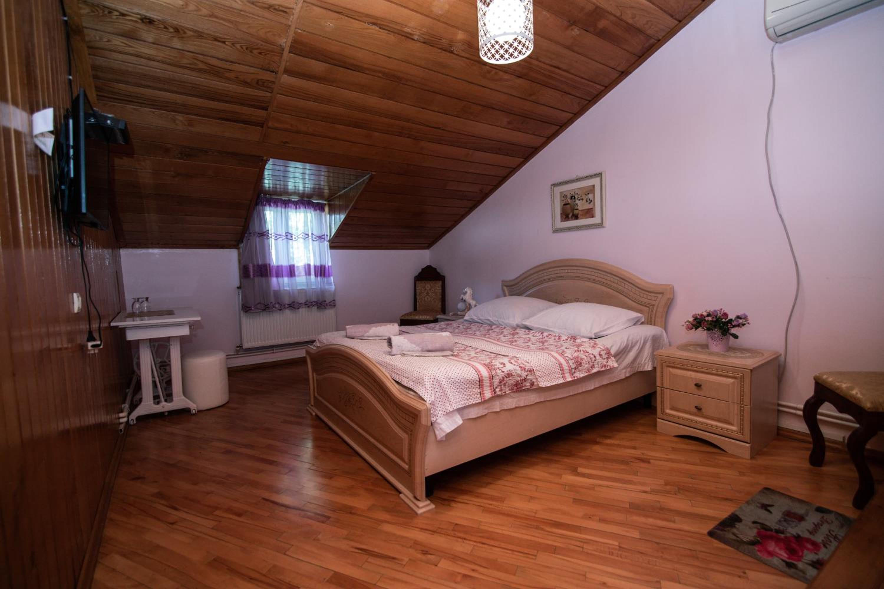 Deluxe Double Room photo 3
