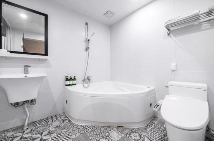 Deluxe Double Room photo 3