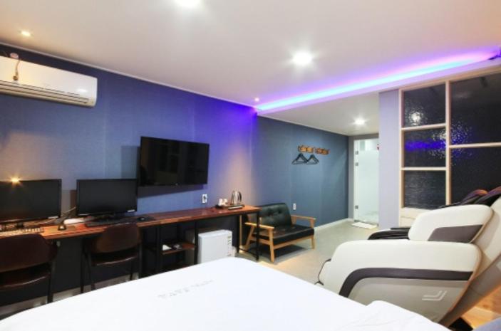 Deluxe Double Room photo 2