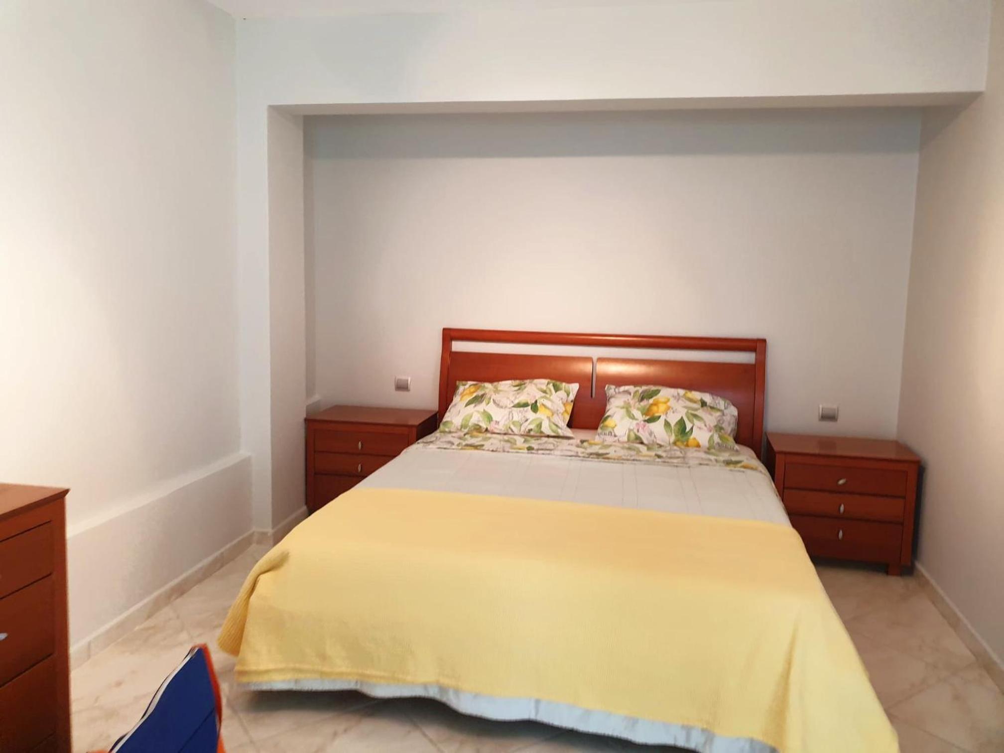 Two-Bedroom House - Photo 1