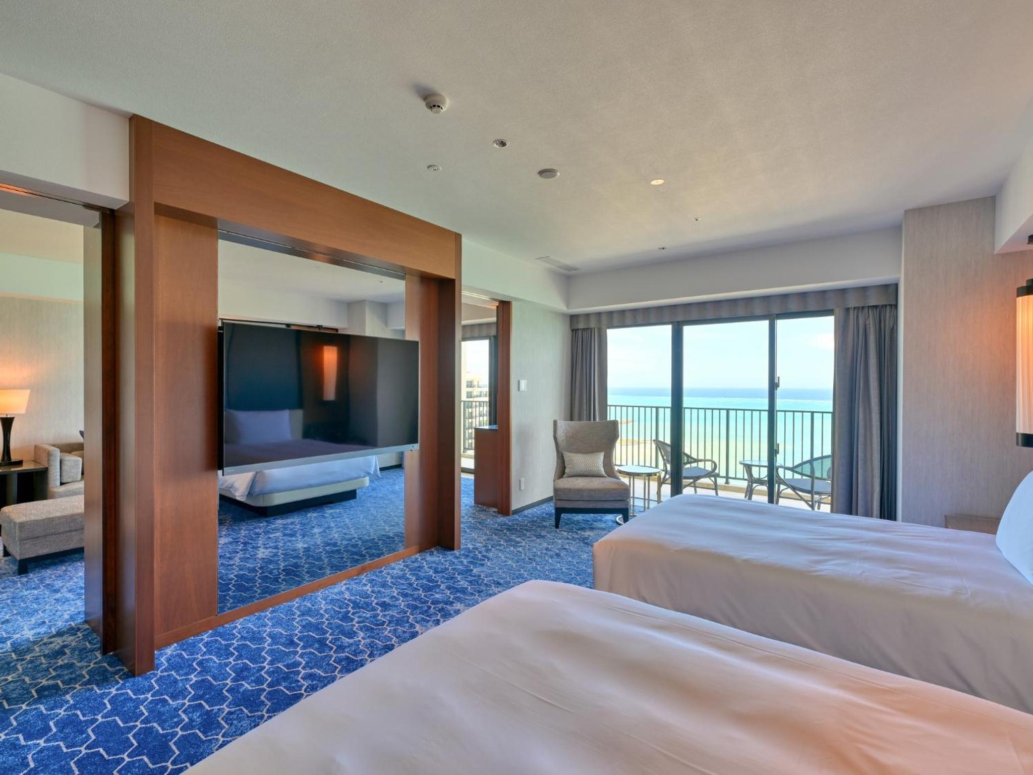 Deluxe Suite Twin - Photo 13