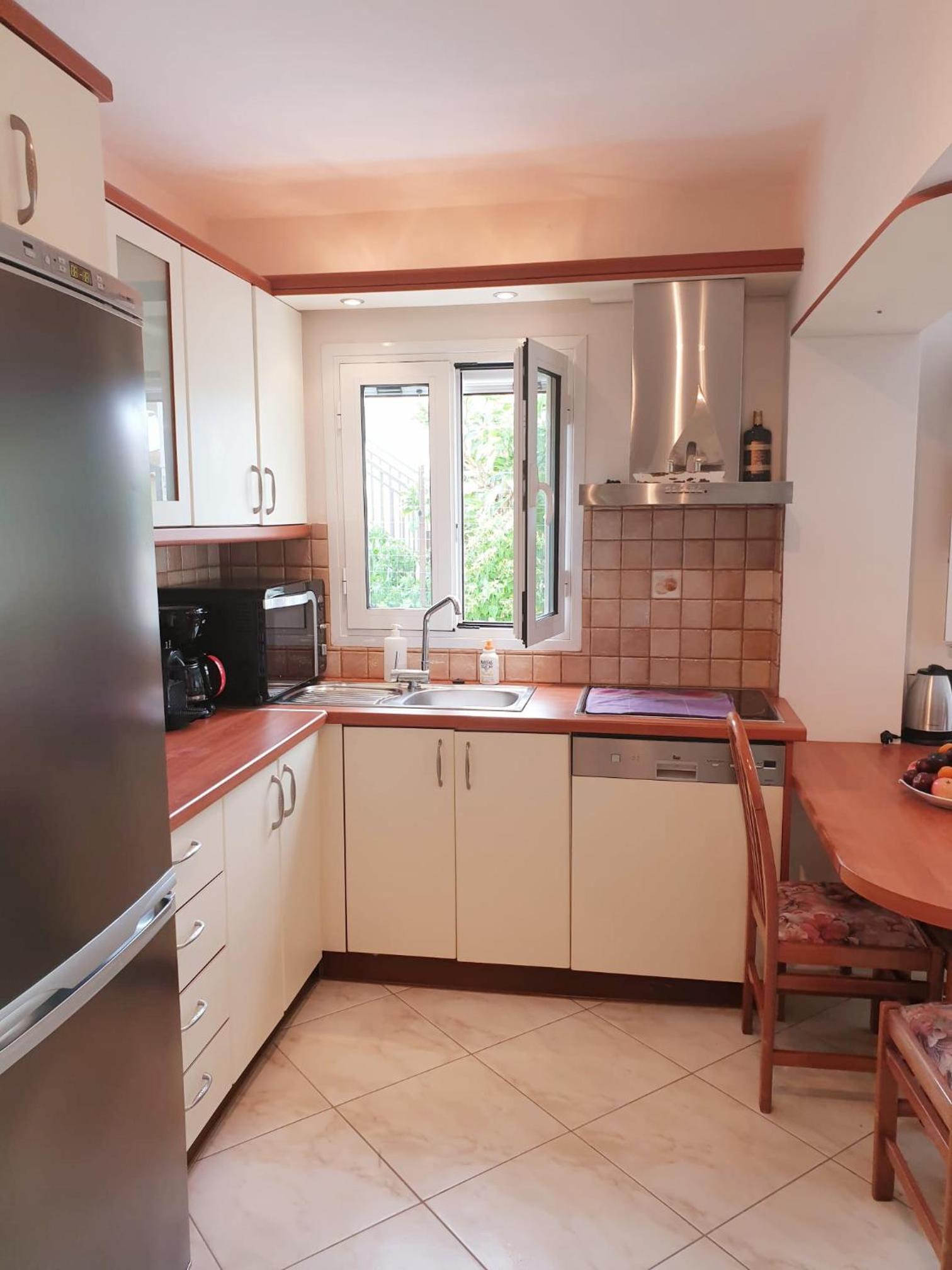 Two-Bedroom House - Photo 43