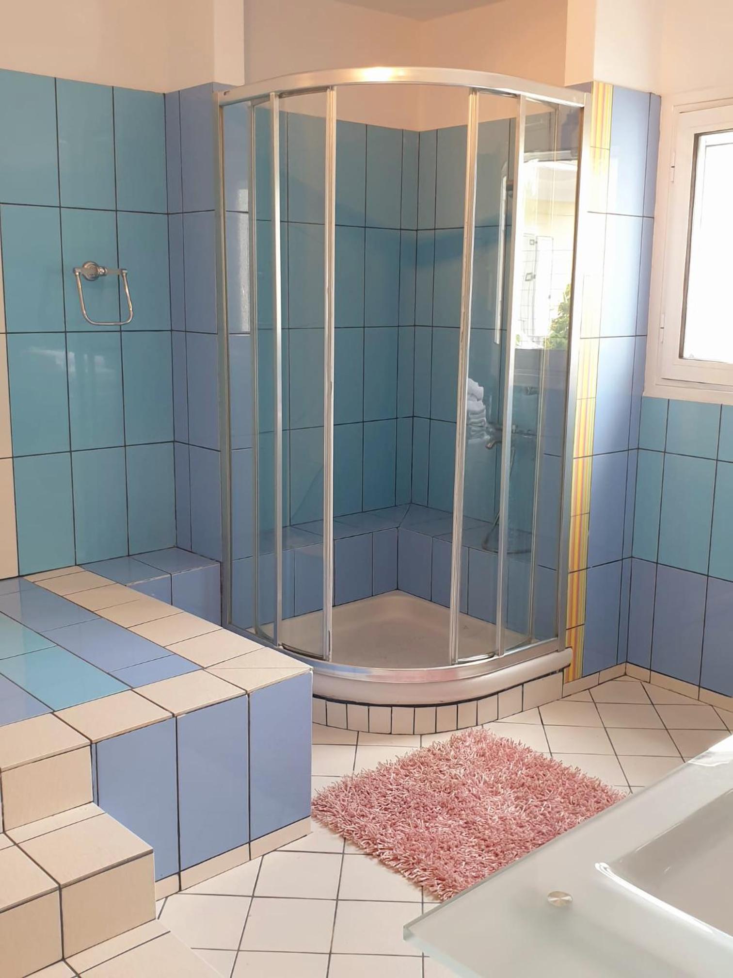 Two-Bedroom House - Photo 45