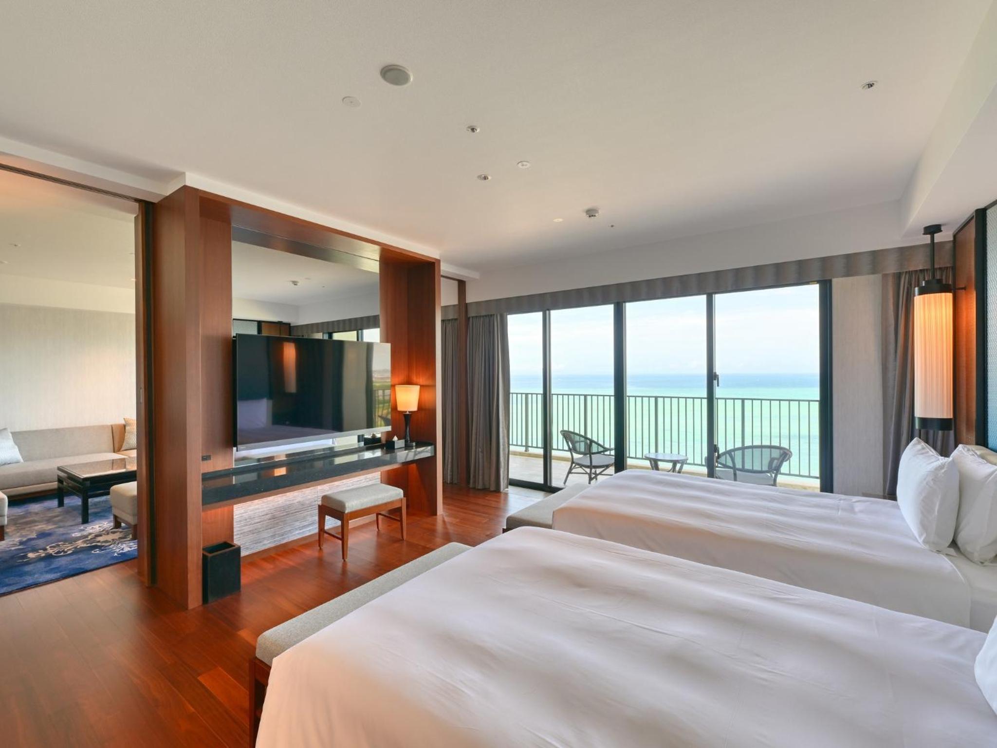 Royal Suite Twin - Photo 11