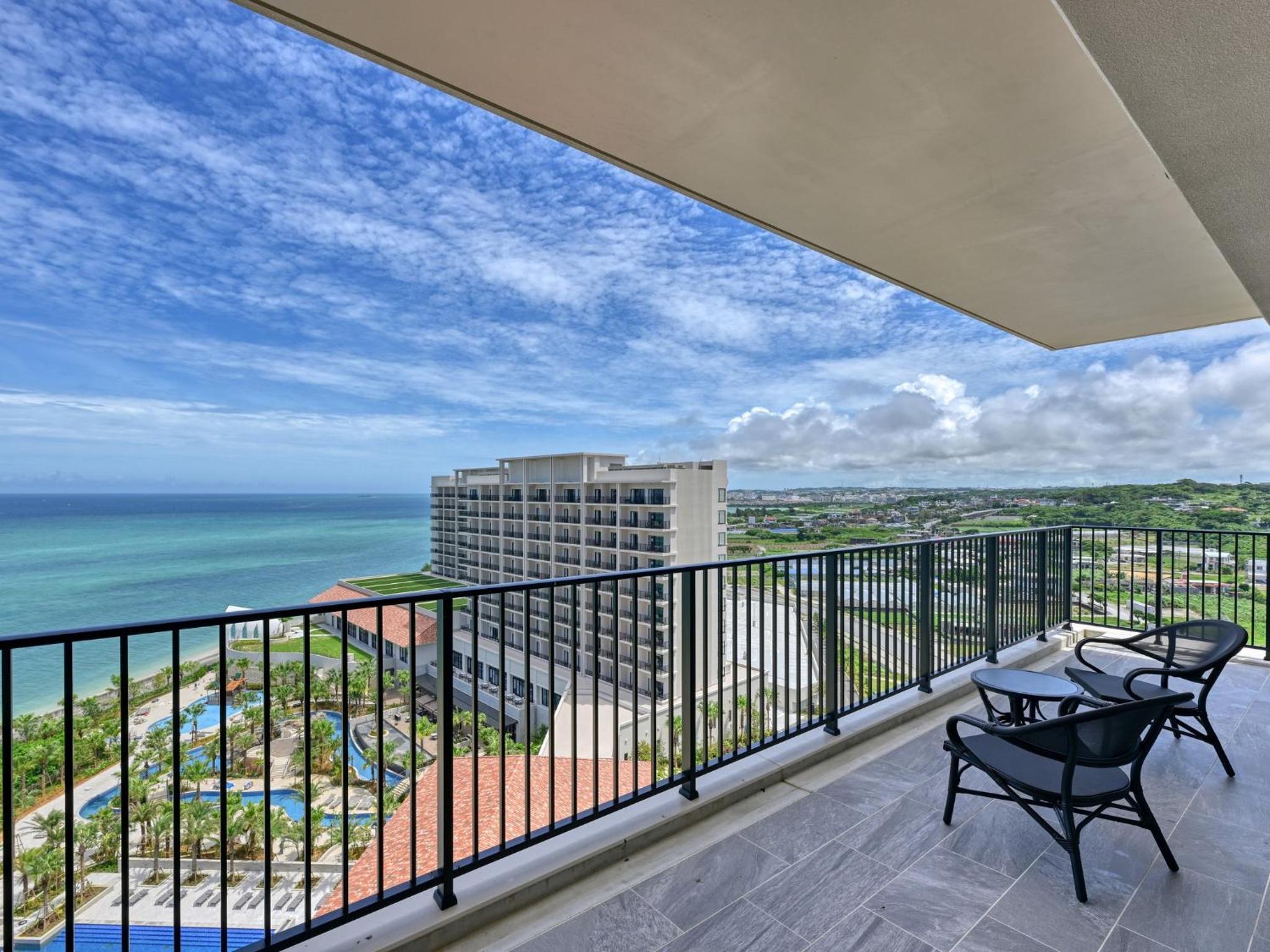 Royal Corner Suite Twin - Photo 5