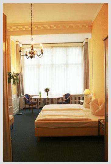 Standard Double Room photo 2