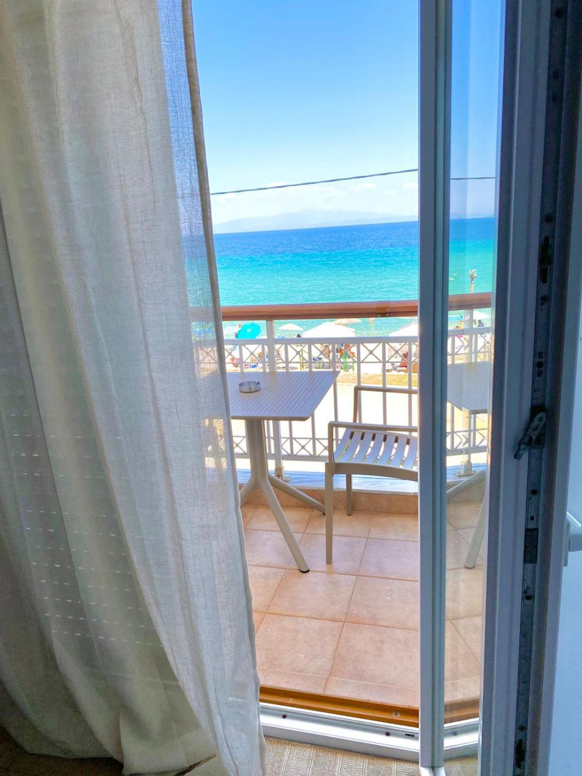 Studio with Sea View photo 2