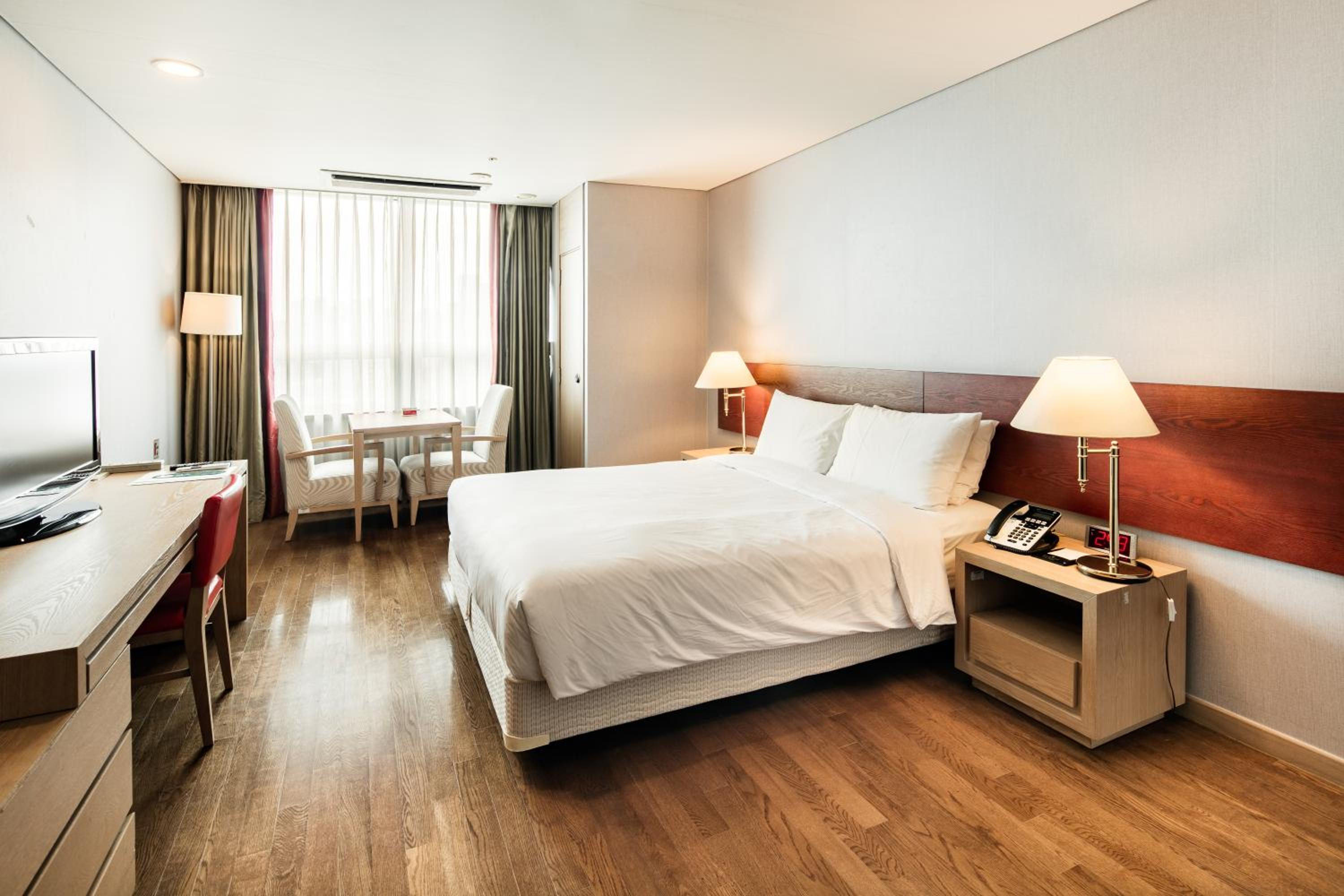 Superior Double Room - Photo 1