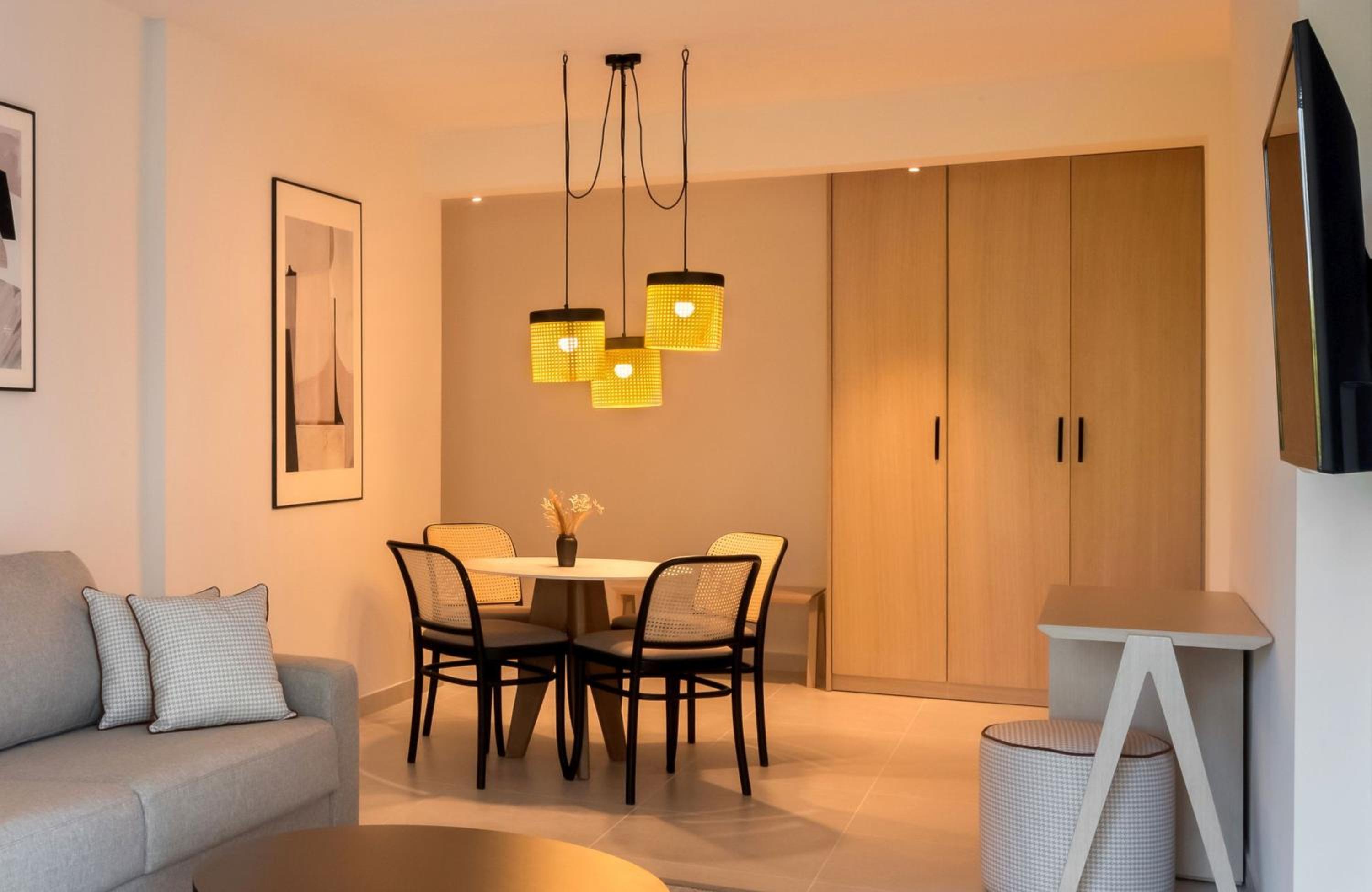 Junior Suite with Balcony photo 3