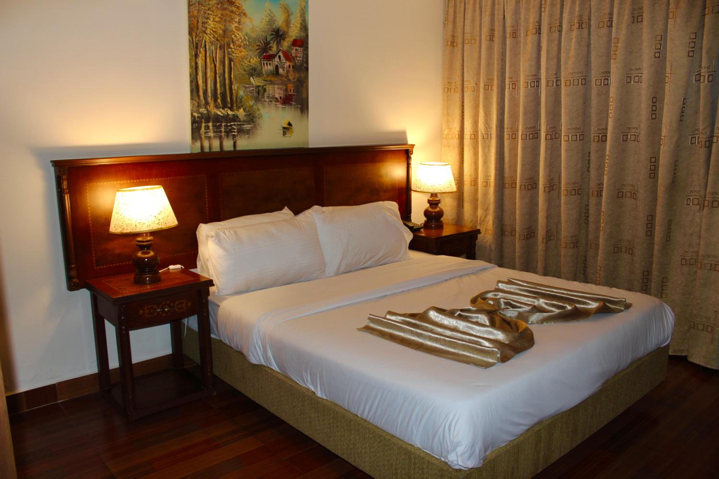 Deluxe Single Room