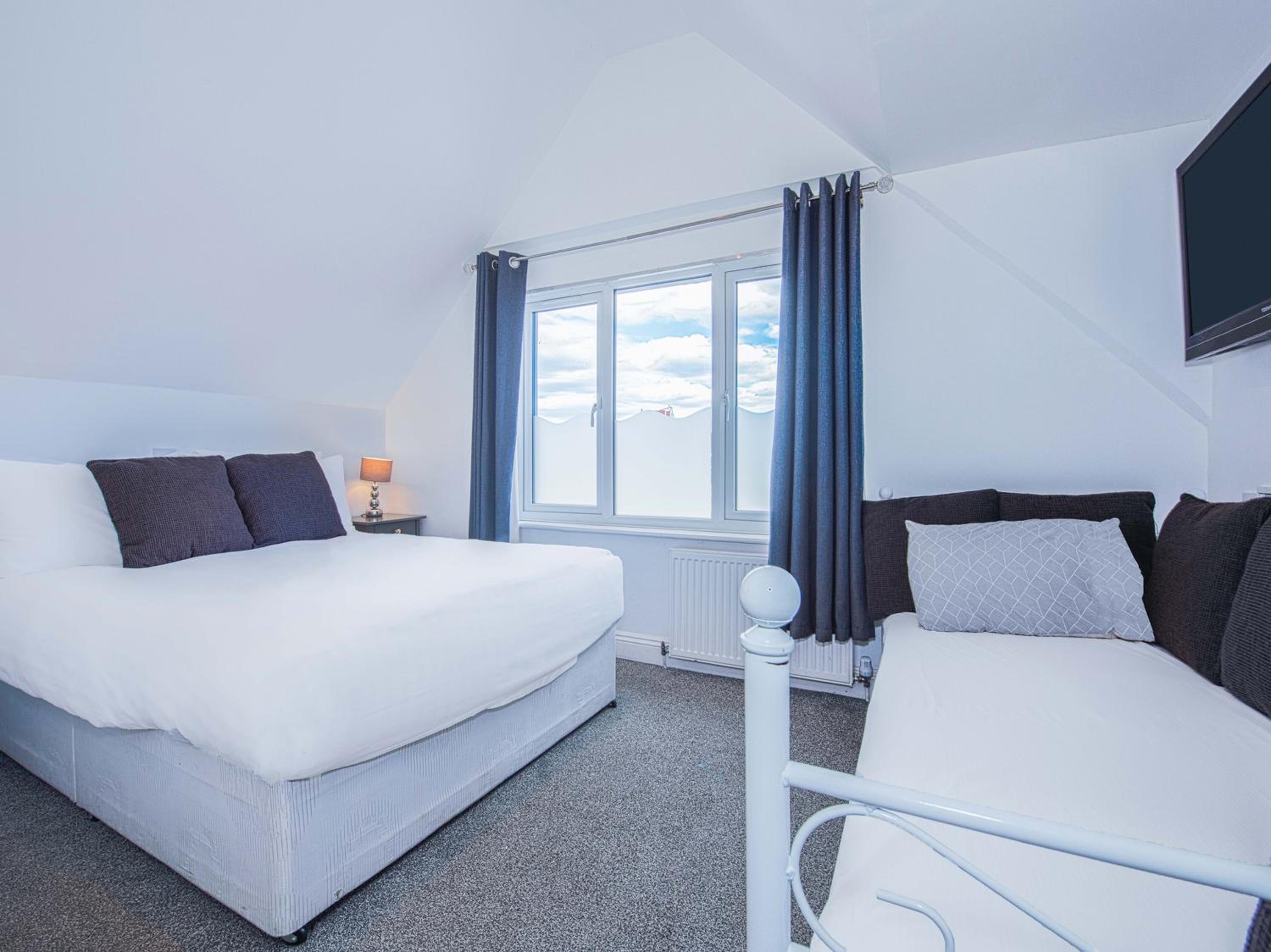 Standard Double Room - Photo 1