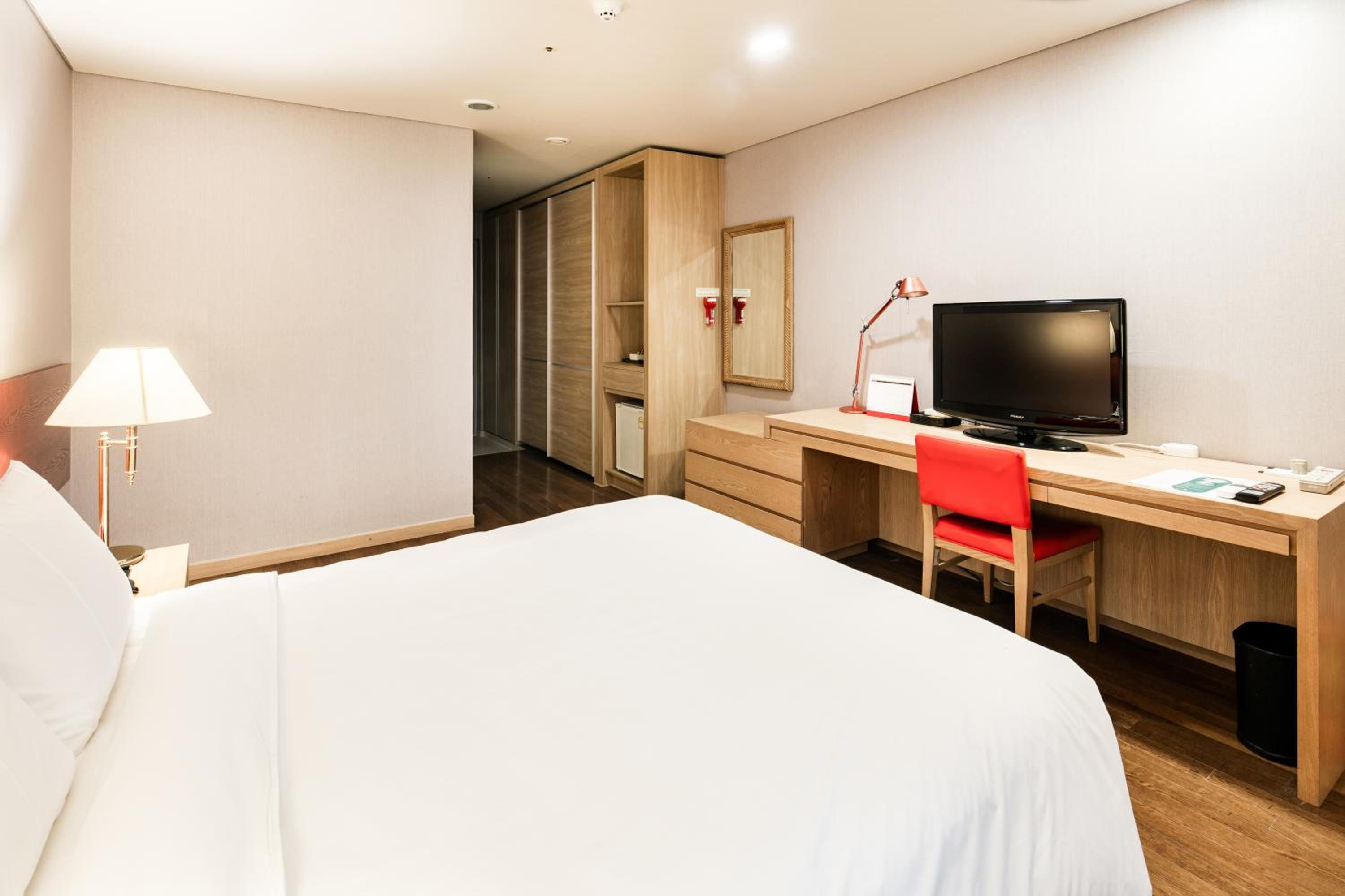Superior Double Room - Photo 2
