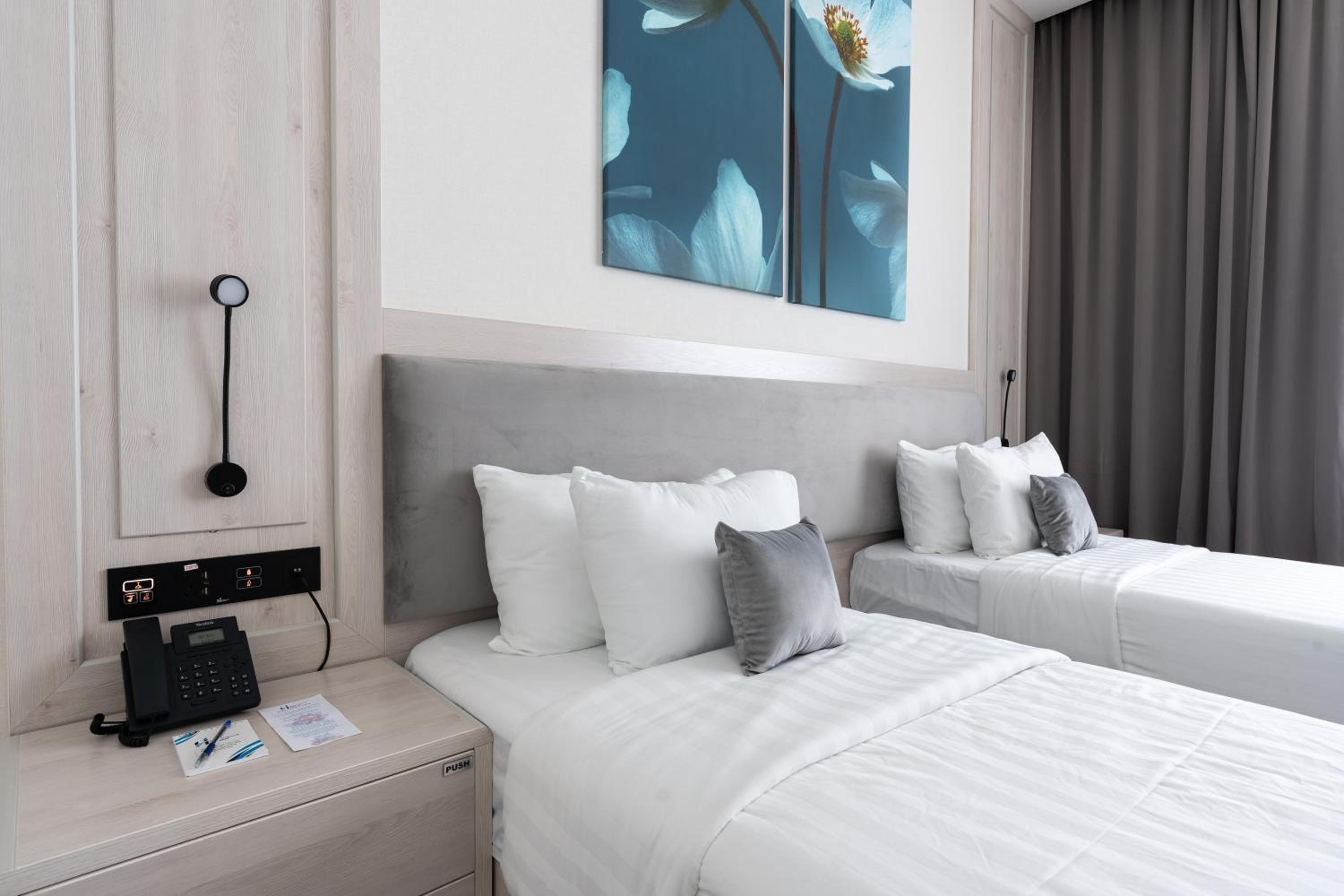 Deluxe Double or Twin Room - Photo 4