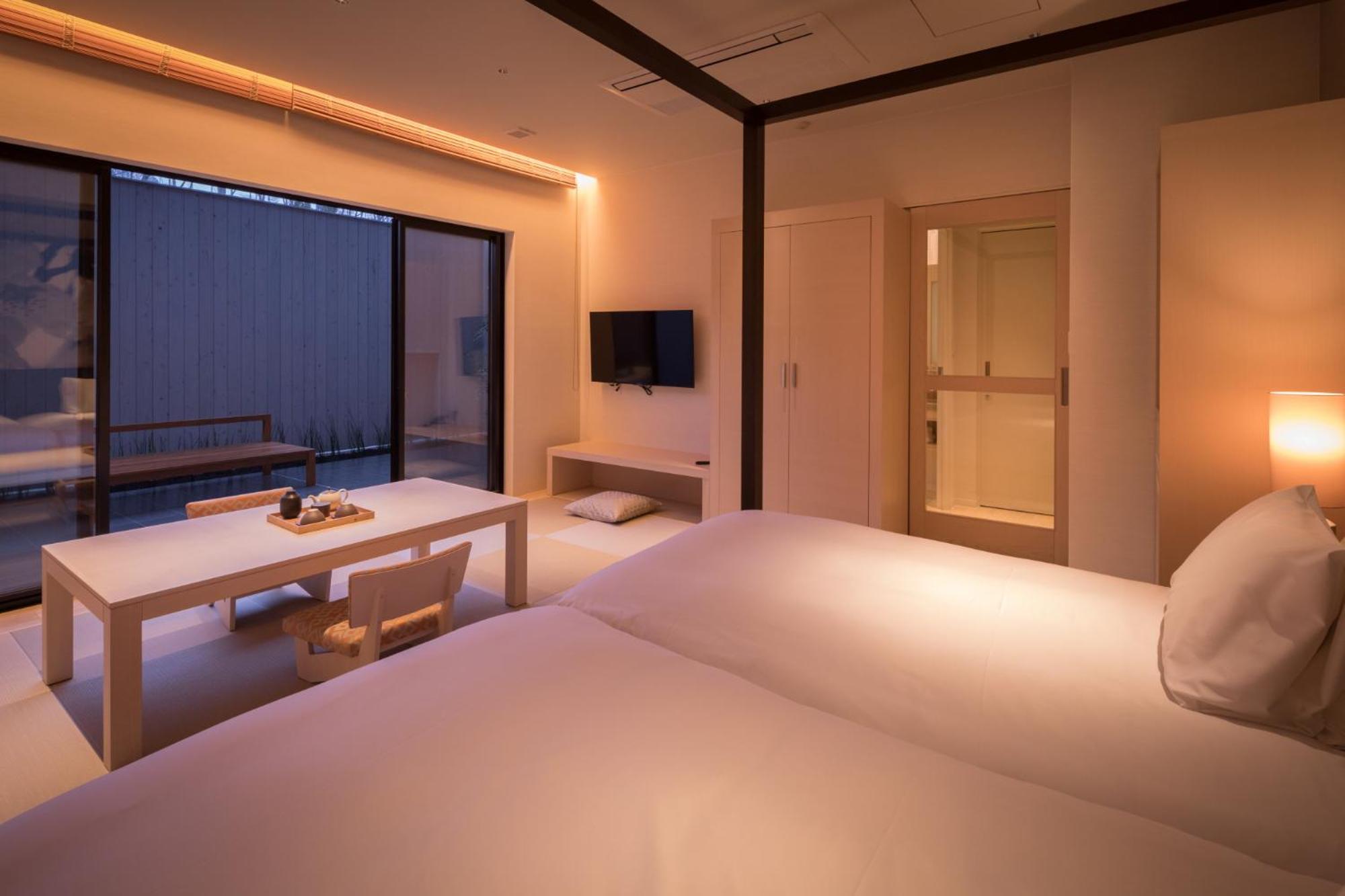 Superior Twin Room with Terrace photo 1