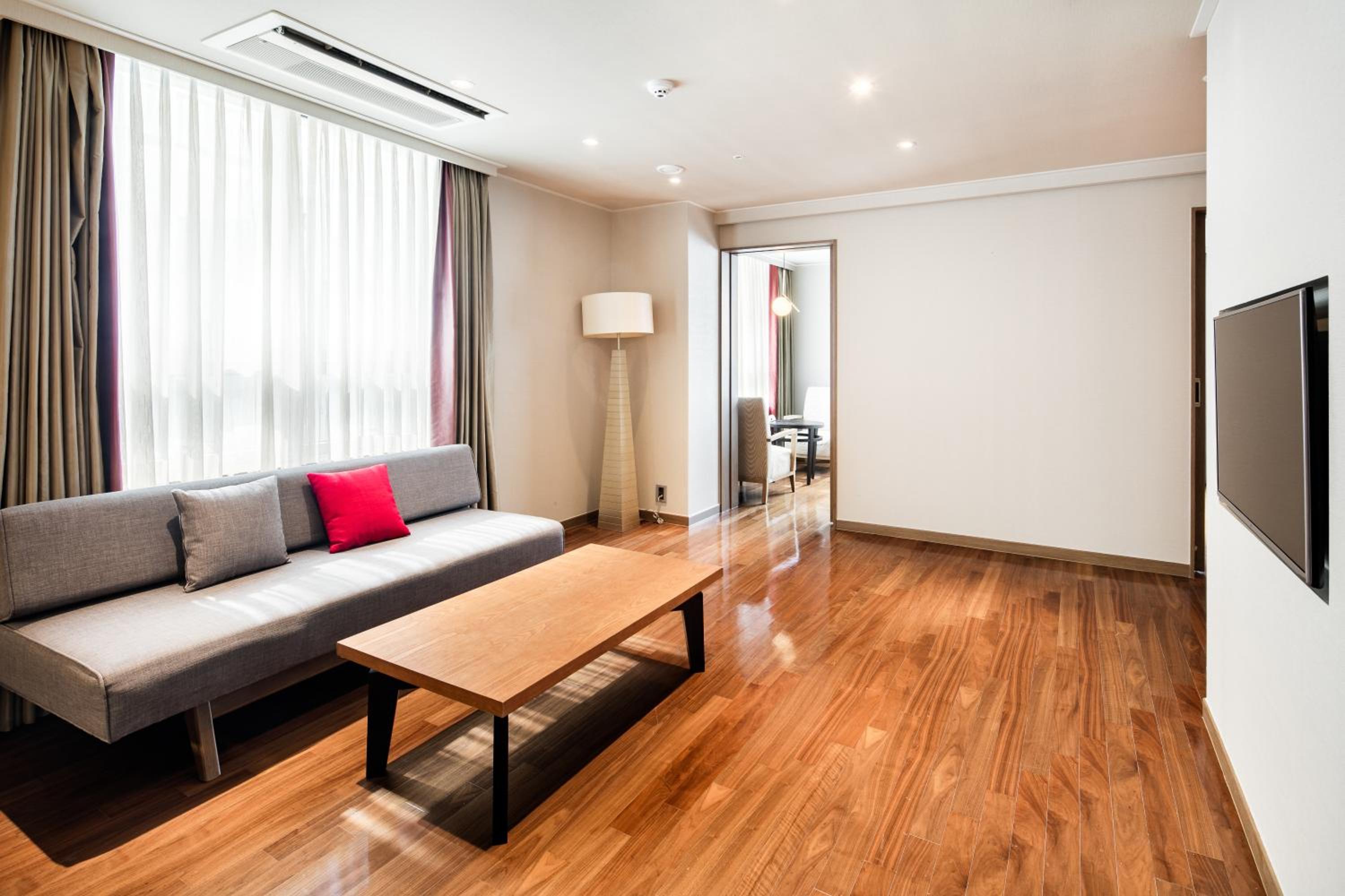 Corner Suite Double - Photo 4