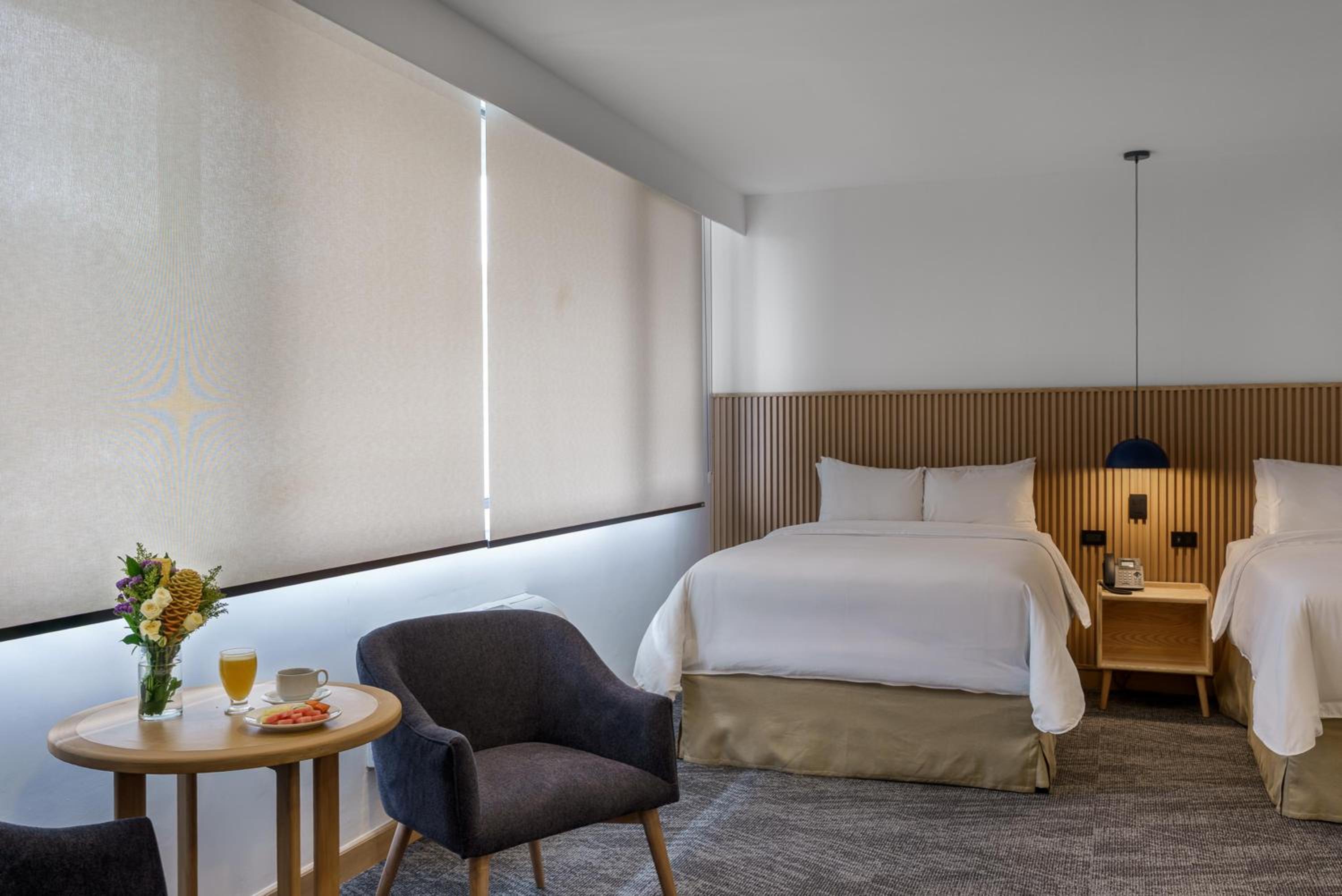 Double Suite with Two Double Beds - Non-Smoking
