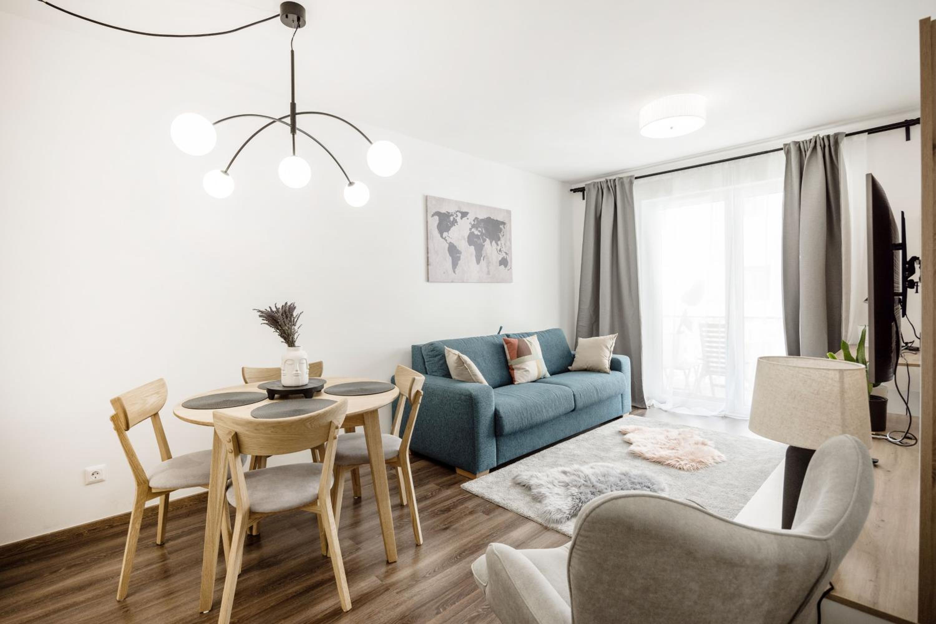 One-Bedroom Apartment - Photo 11