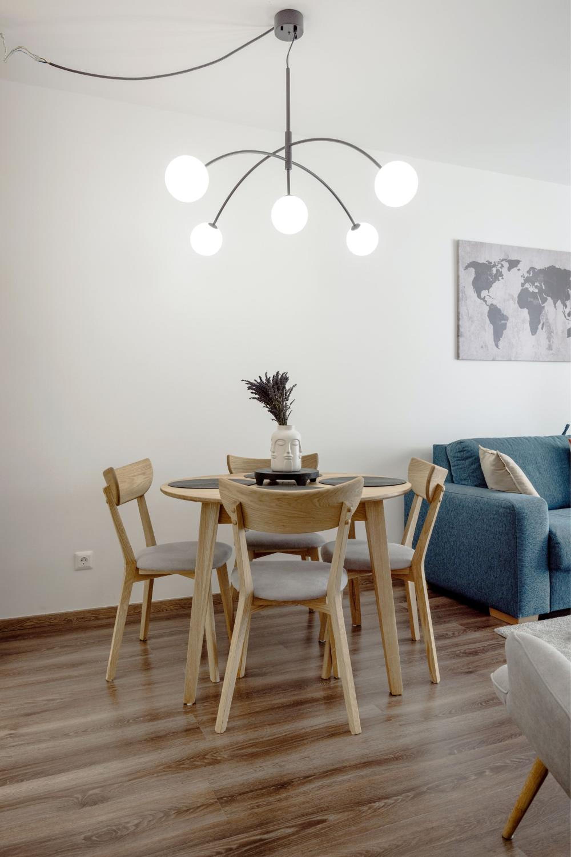 One-Bedroom Apartment - Photo 13