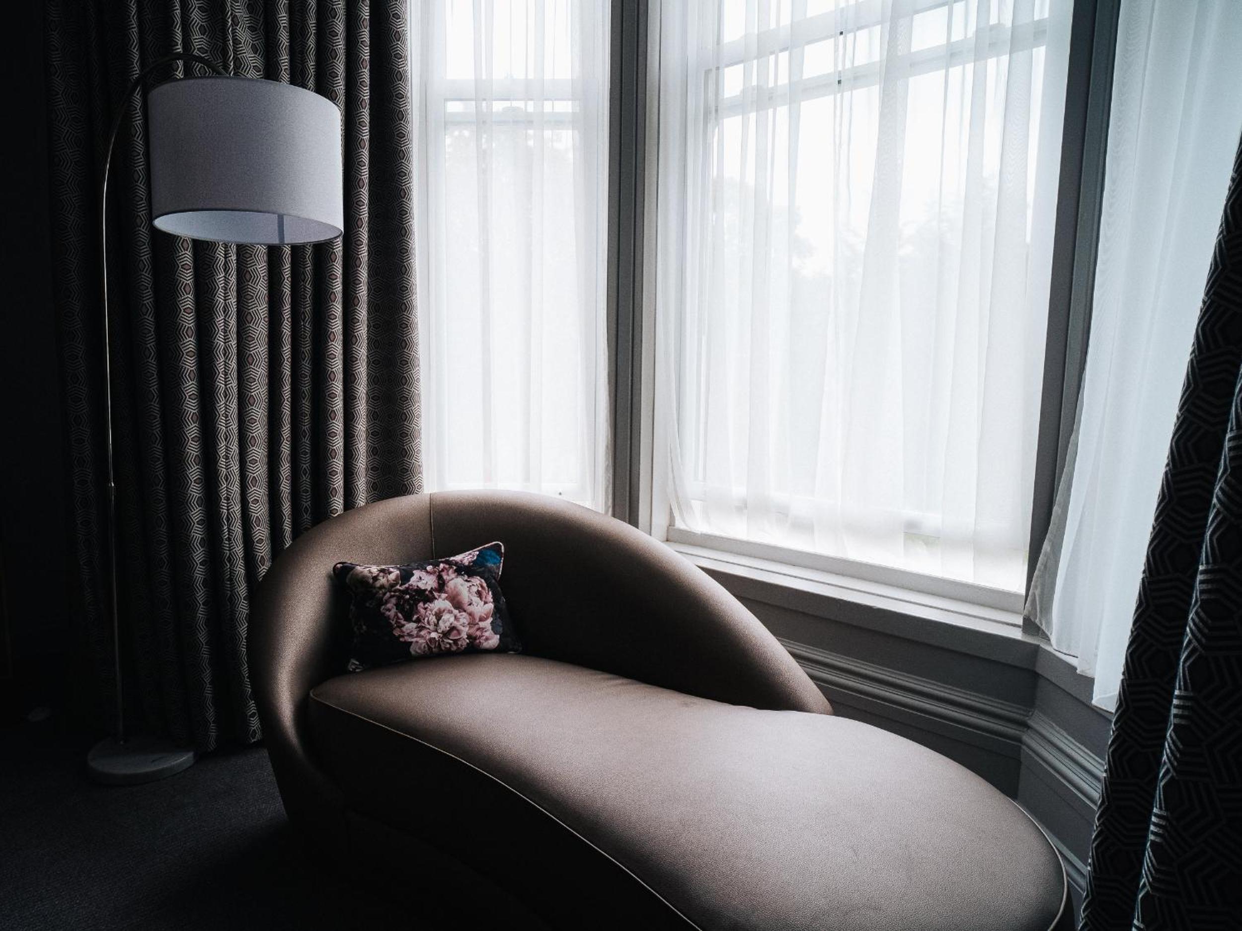 Executive King Room - Photo 3