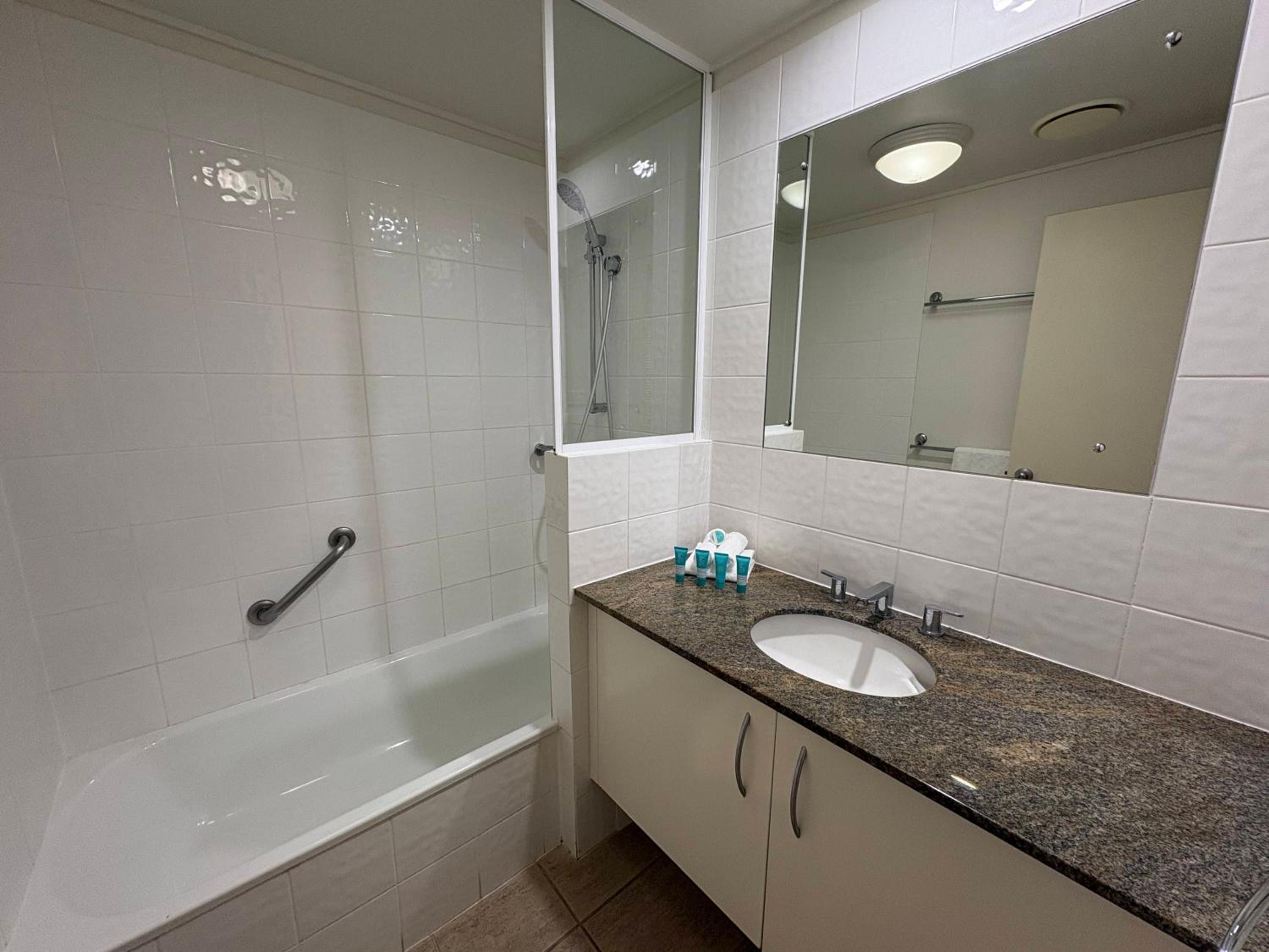 2 Bedroom 1 Bathroom Original Apartment photo 1