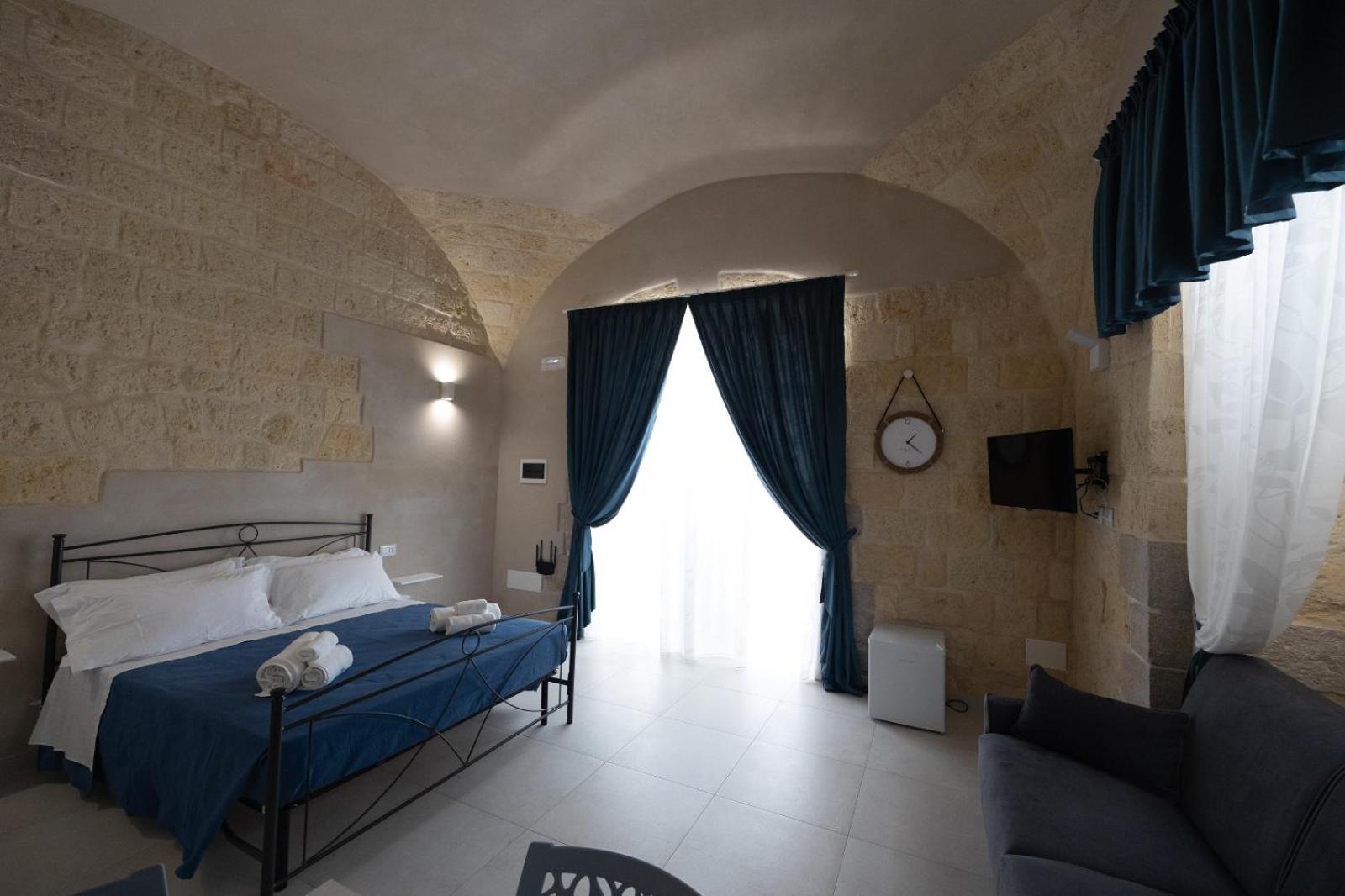 Large Double Room photo 3