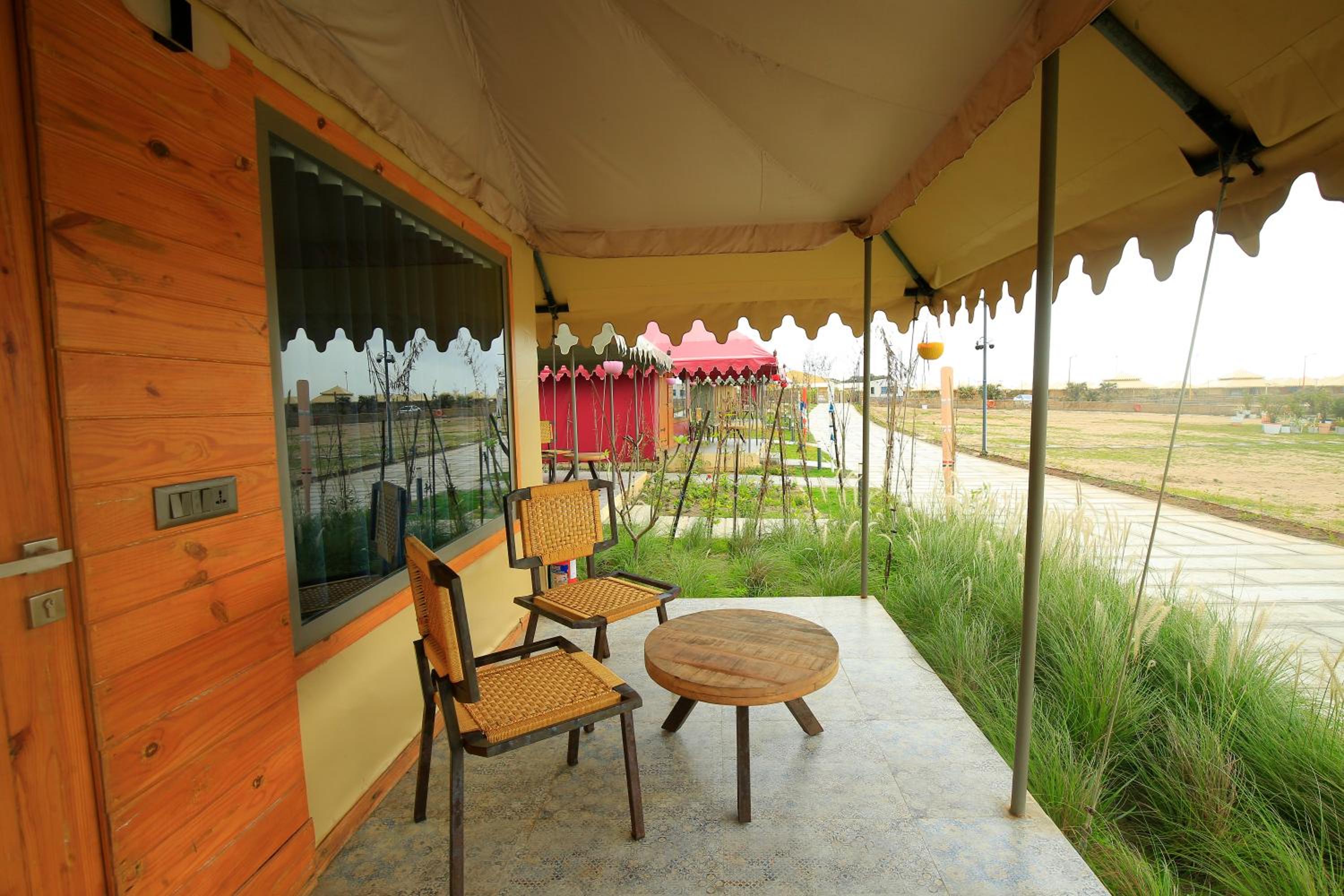 Winter Green Garden View Tent - Photo 15