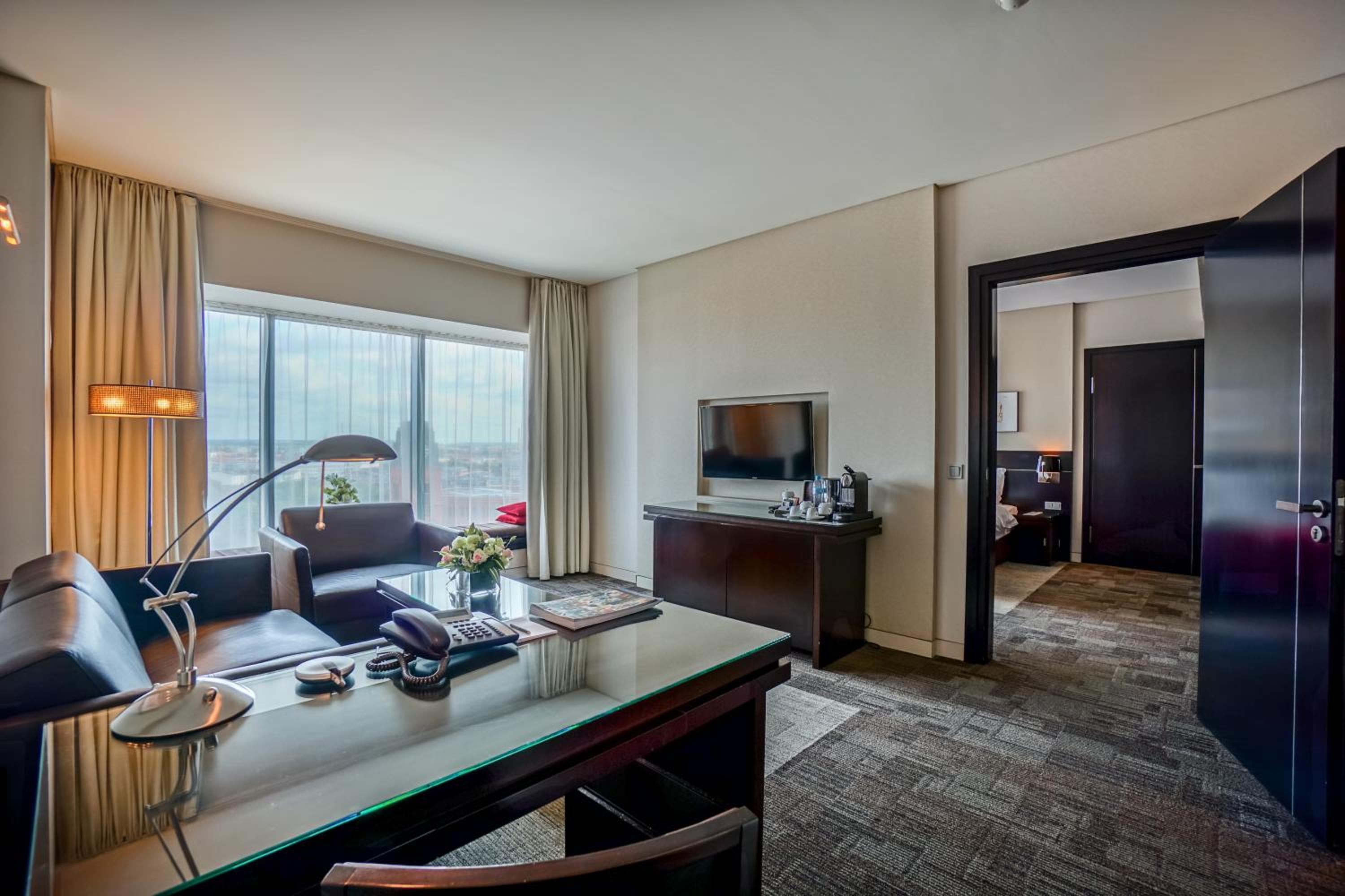Superior Suite - Photo 4