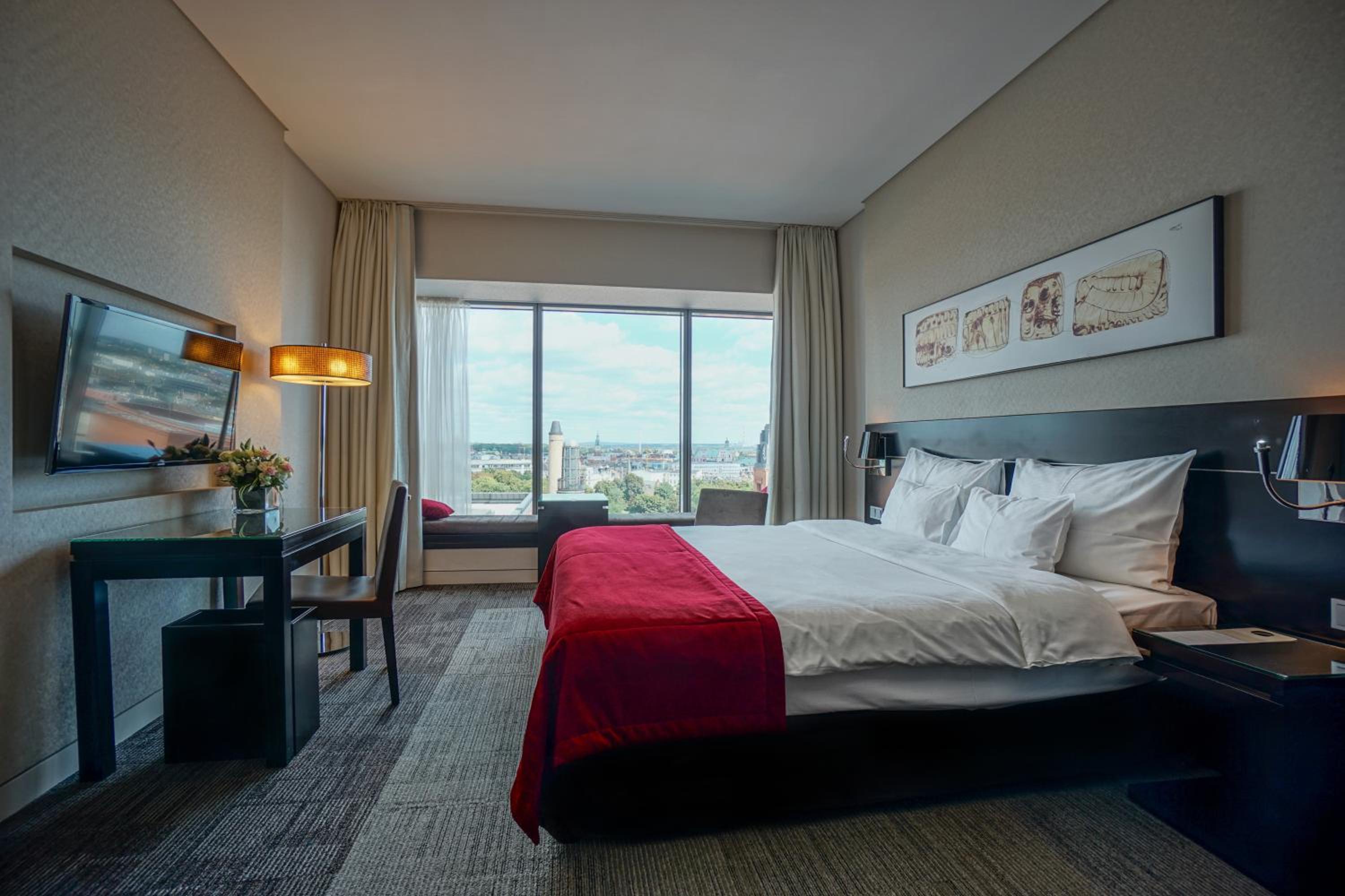 Superior Suite - Photo 2