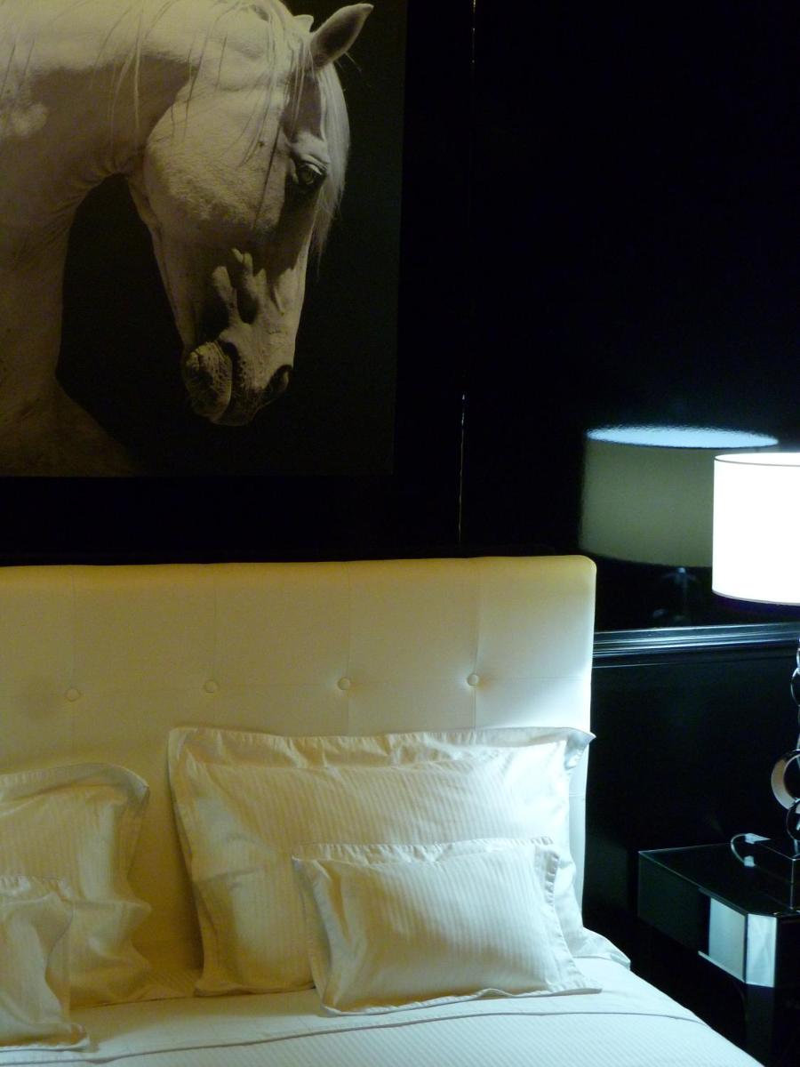 Two-Bedroom Suite photo 2
