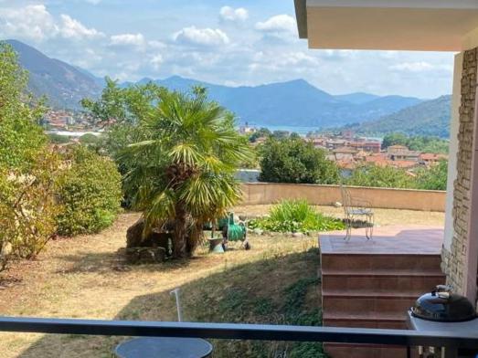 Double Room with Lake View - Photo 4
