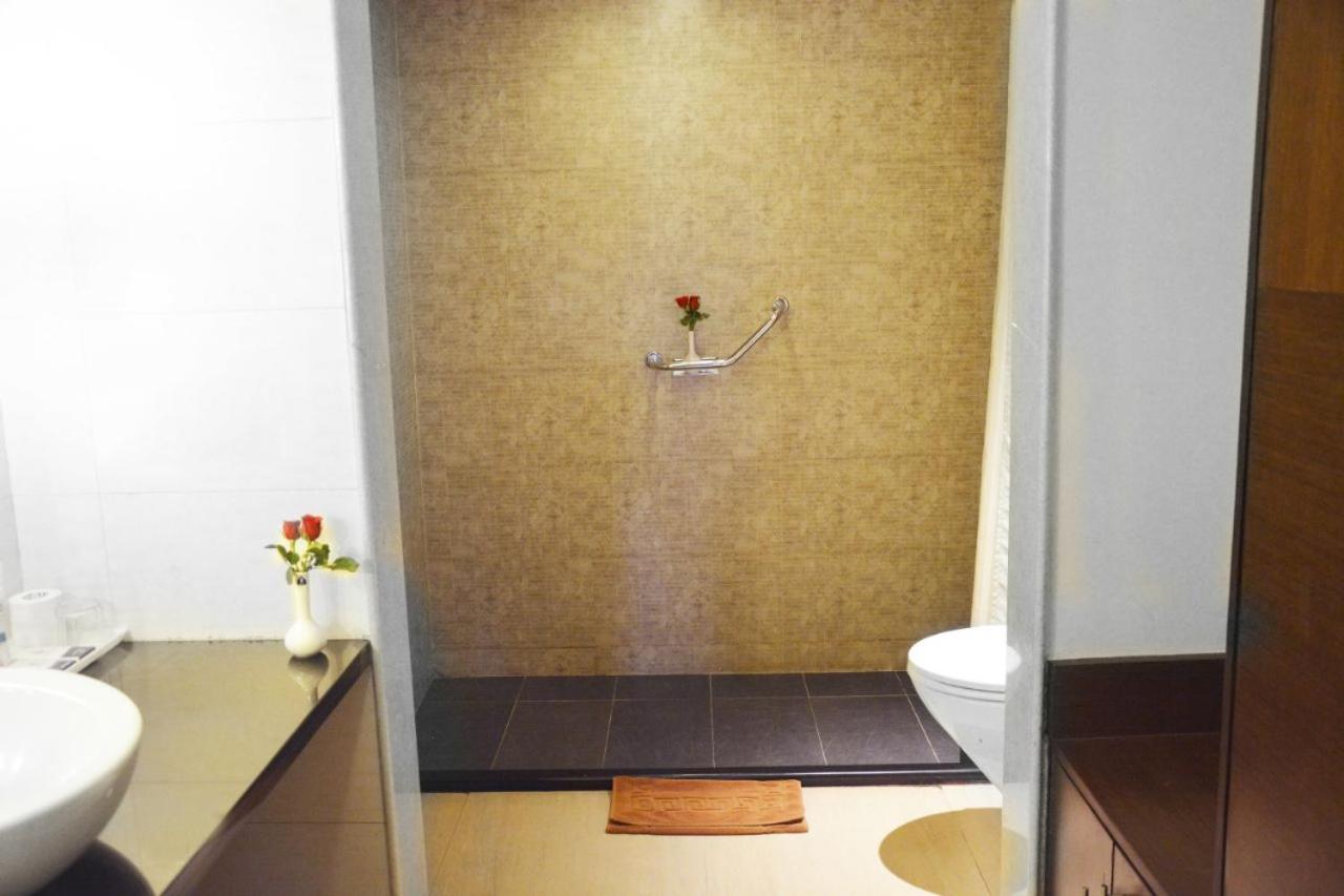 Deluxe Suite -  Book & Unlock Exclusive Deals/Discounts. - Photo 2