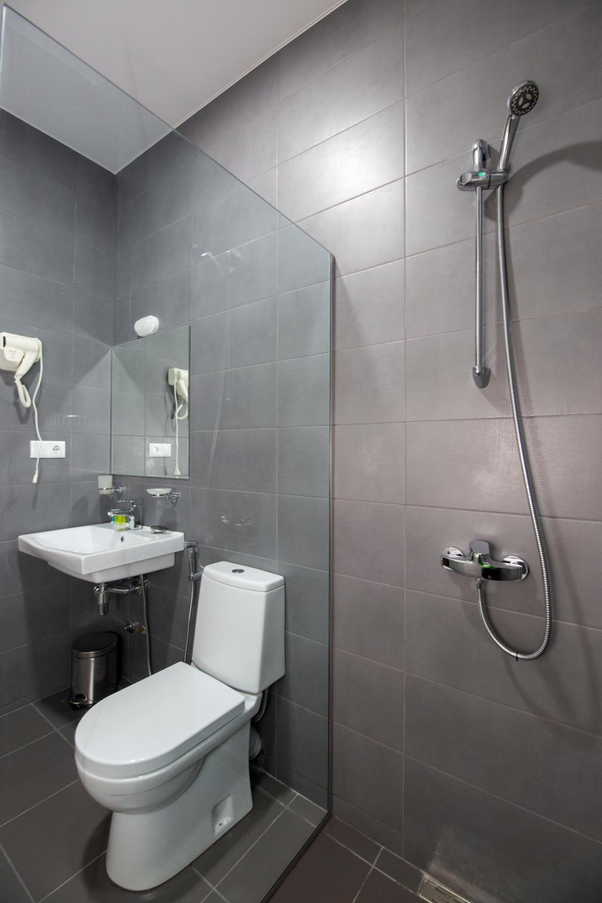 Large Double Room photo 2