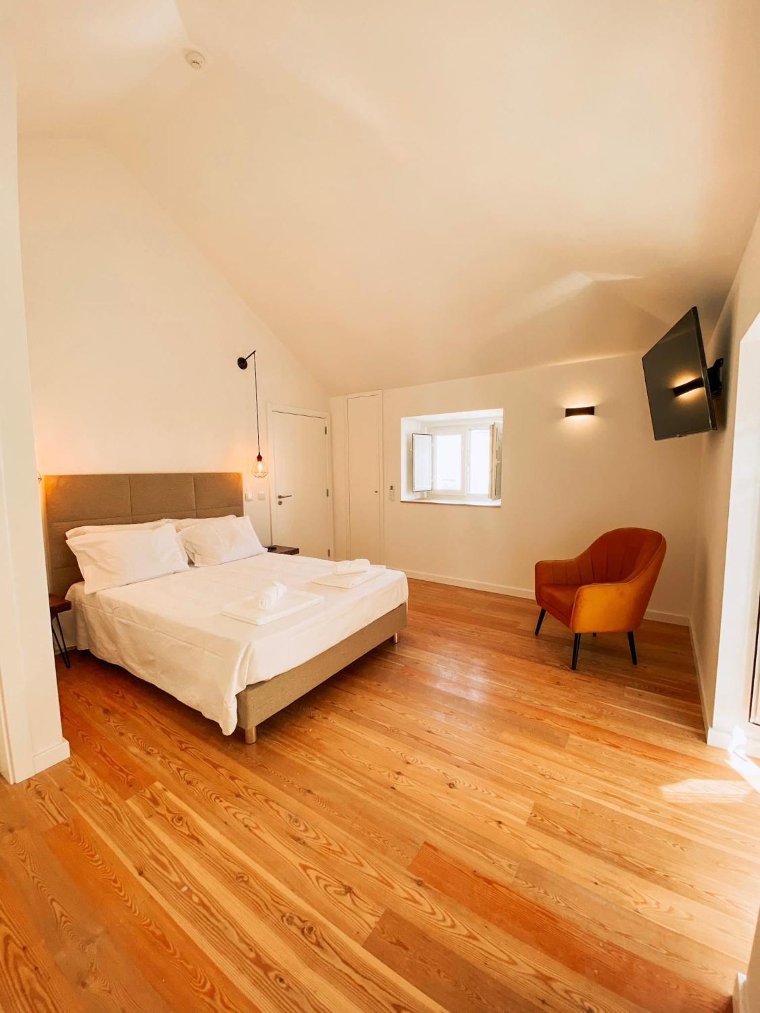 Two-Bedroom Apartment - Photo 46