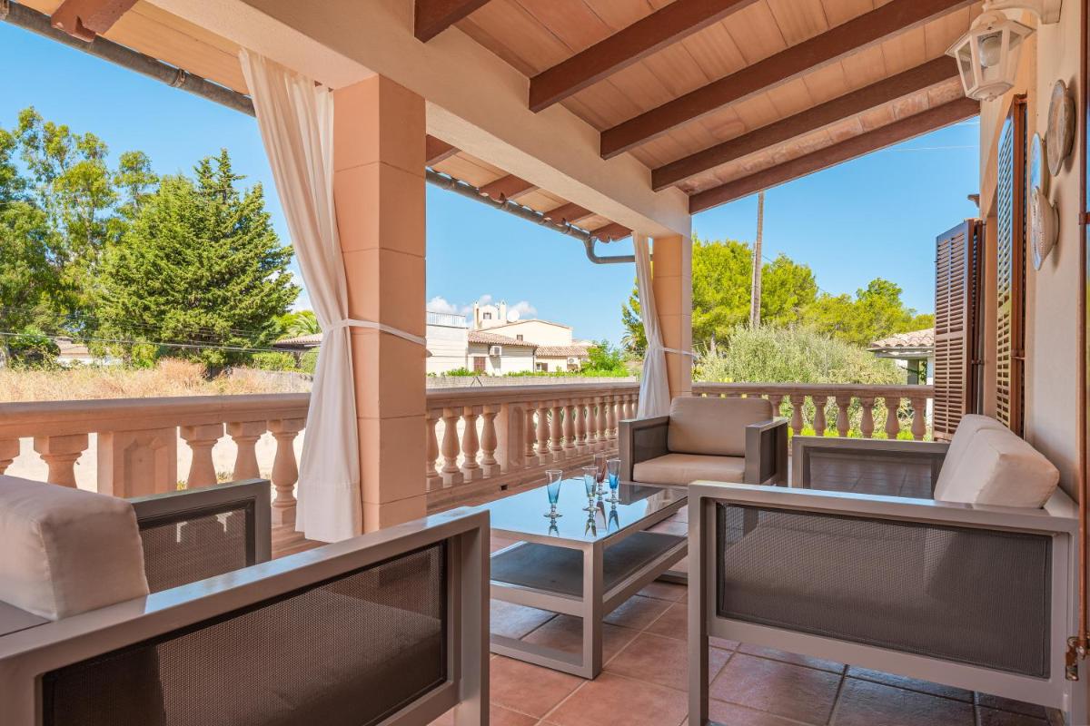 Villa photo 3