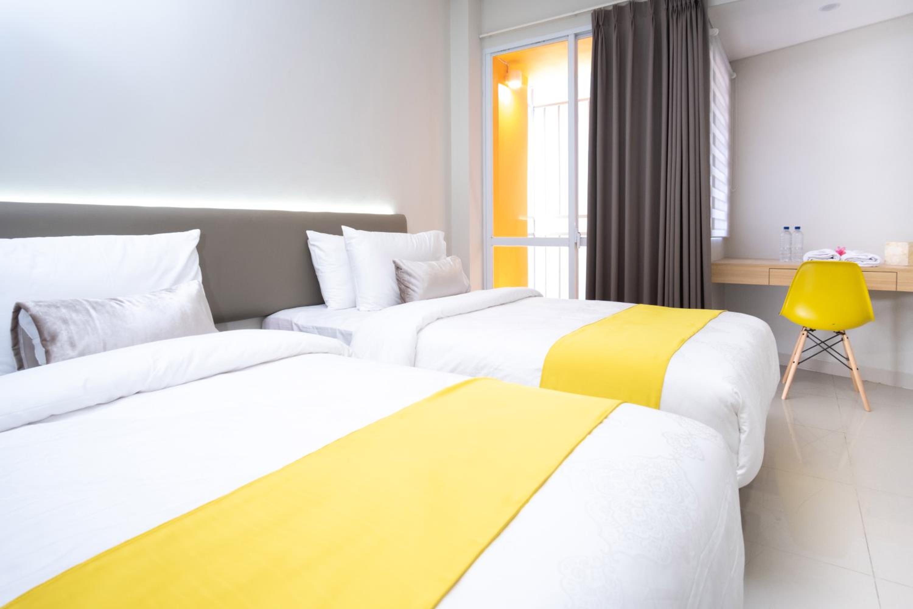Deluxe Twin Room - Photo 1