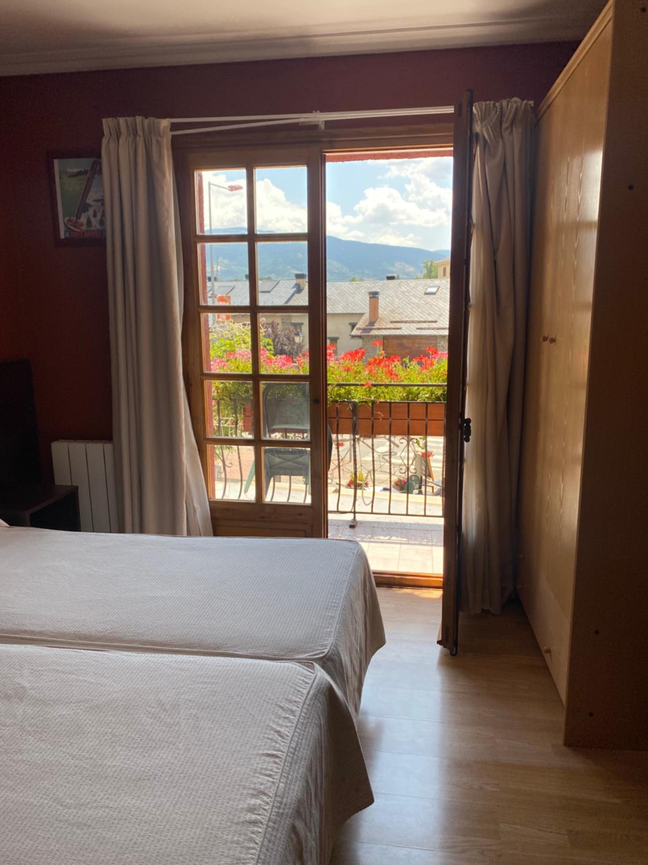 Habitación Doble con Vista a la Montaña