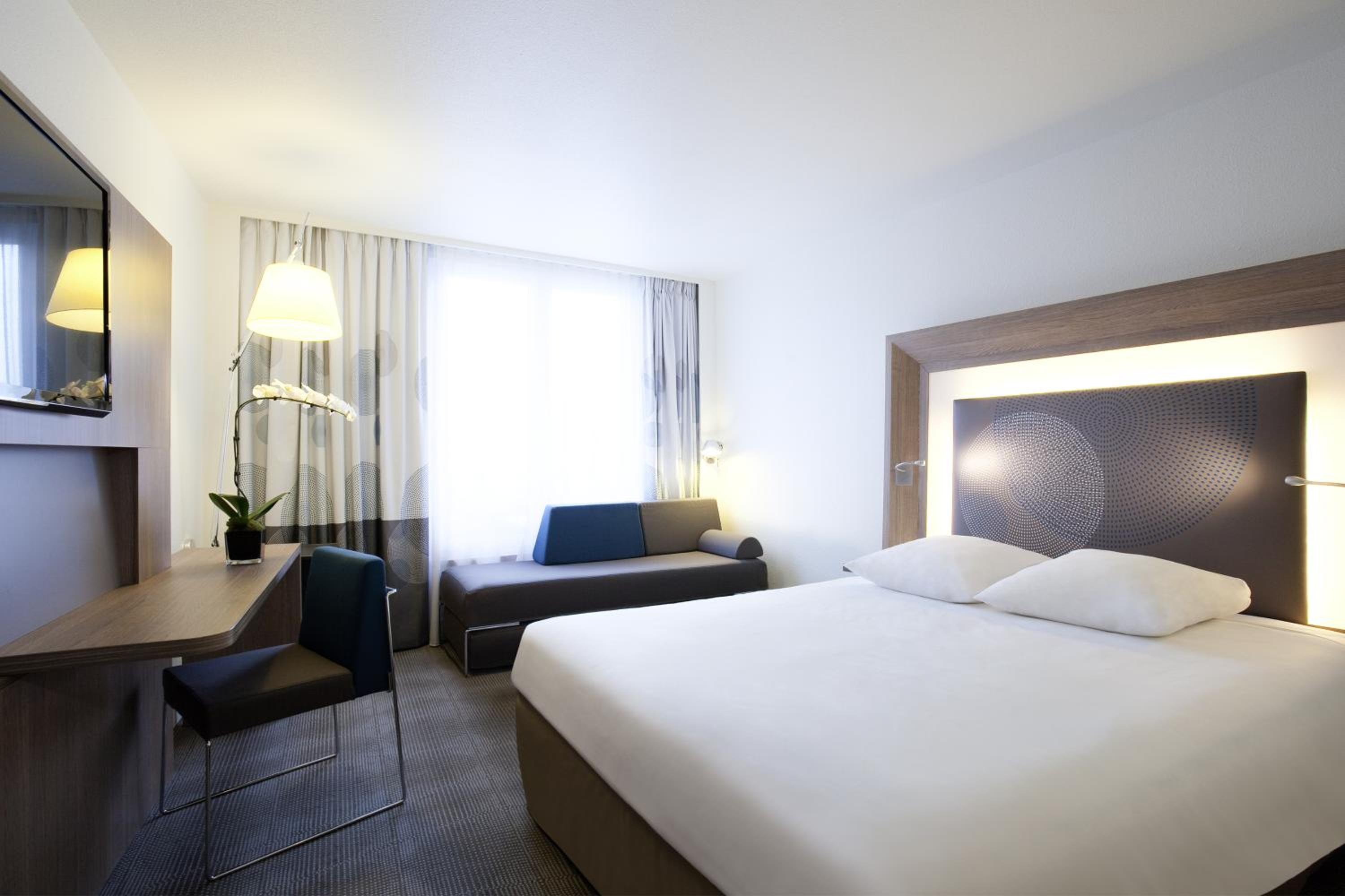 2 Double Rooms next to each other