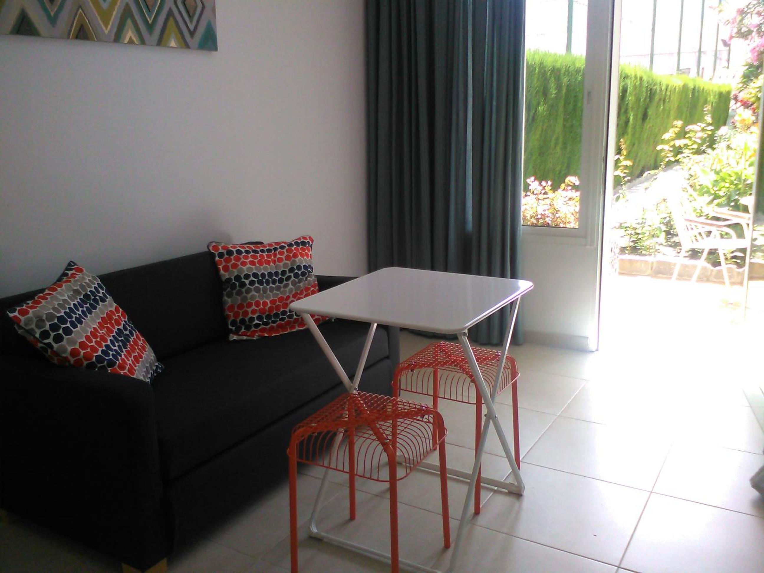 Studio with Pool View photo 3