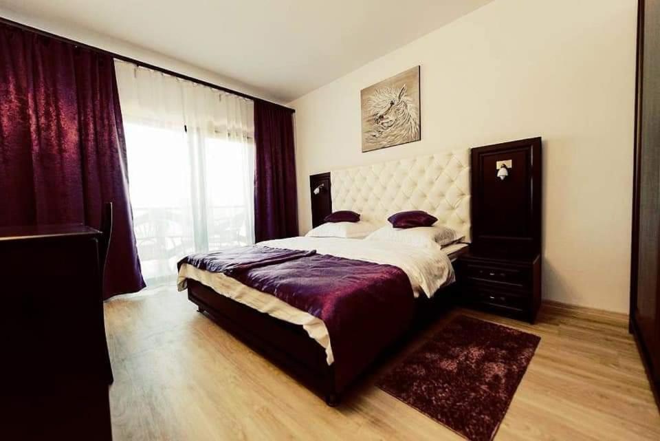 Double Room - Photo 10