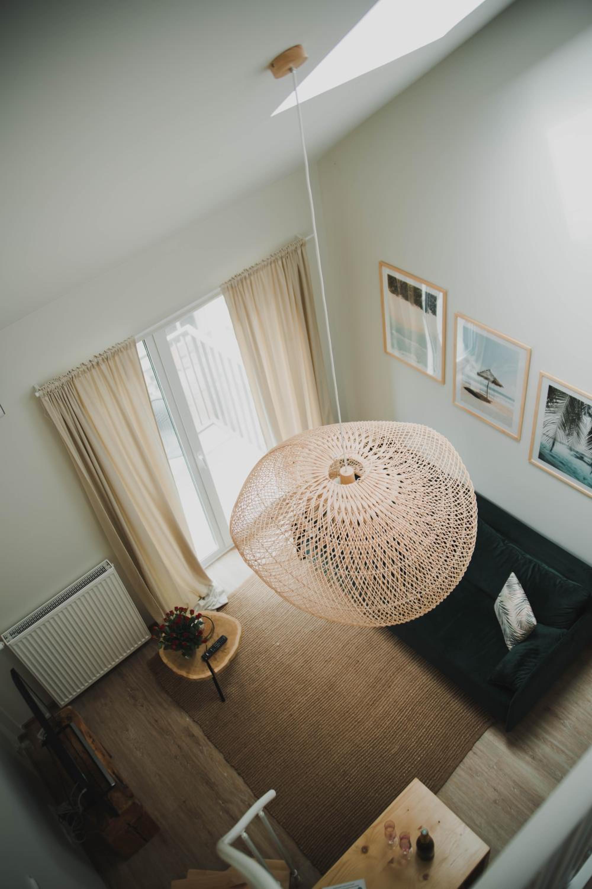 One-Bedroom Apartment - Photo 6