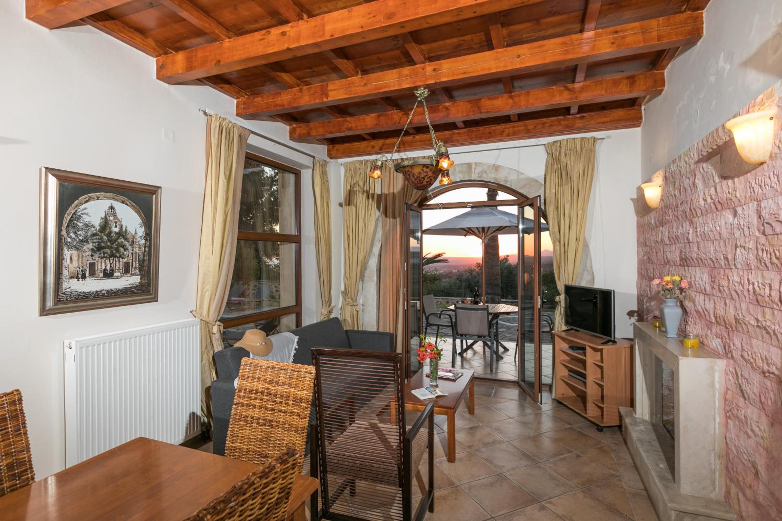 Three-Bedroom Villa with Private Pool -Villa Teacher's Cottage (2-6 adults) photo 2
