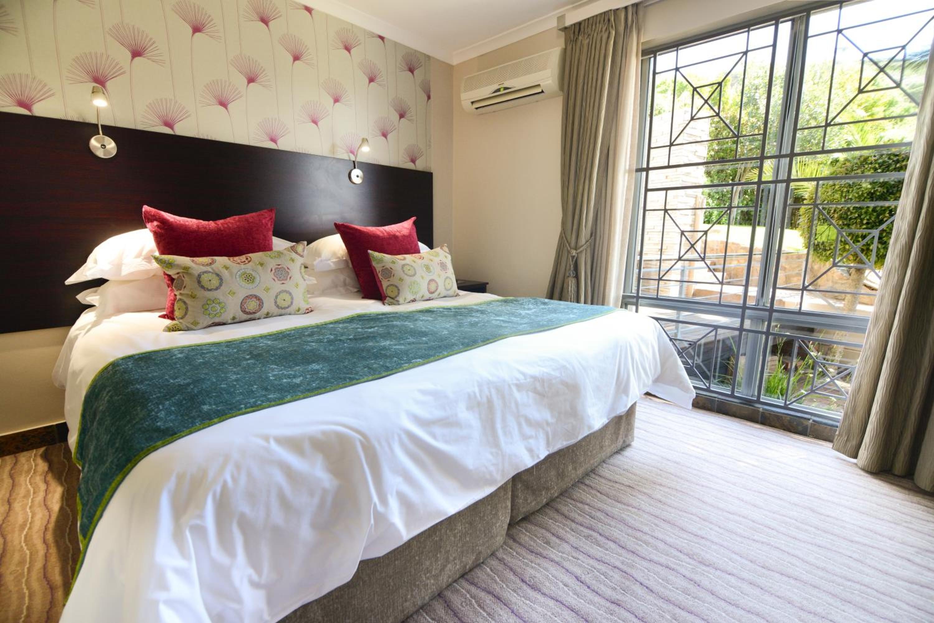 Superior Double or Twin Room - Photo 6